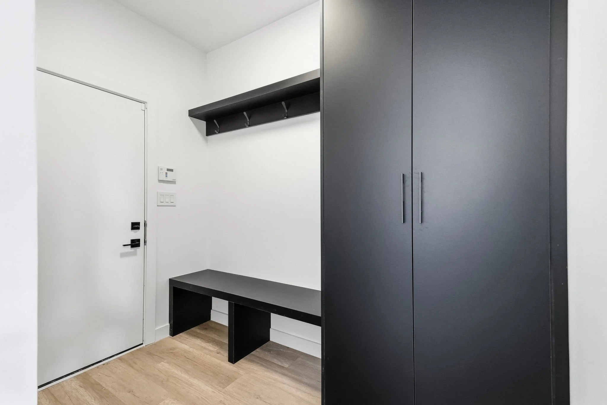 5-web-or-mls-A7404049.jpg