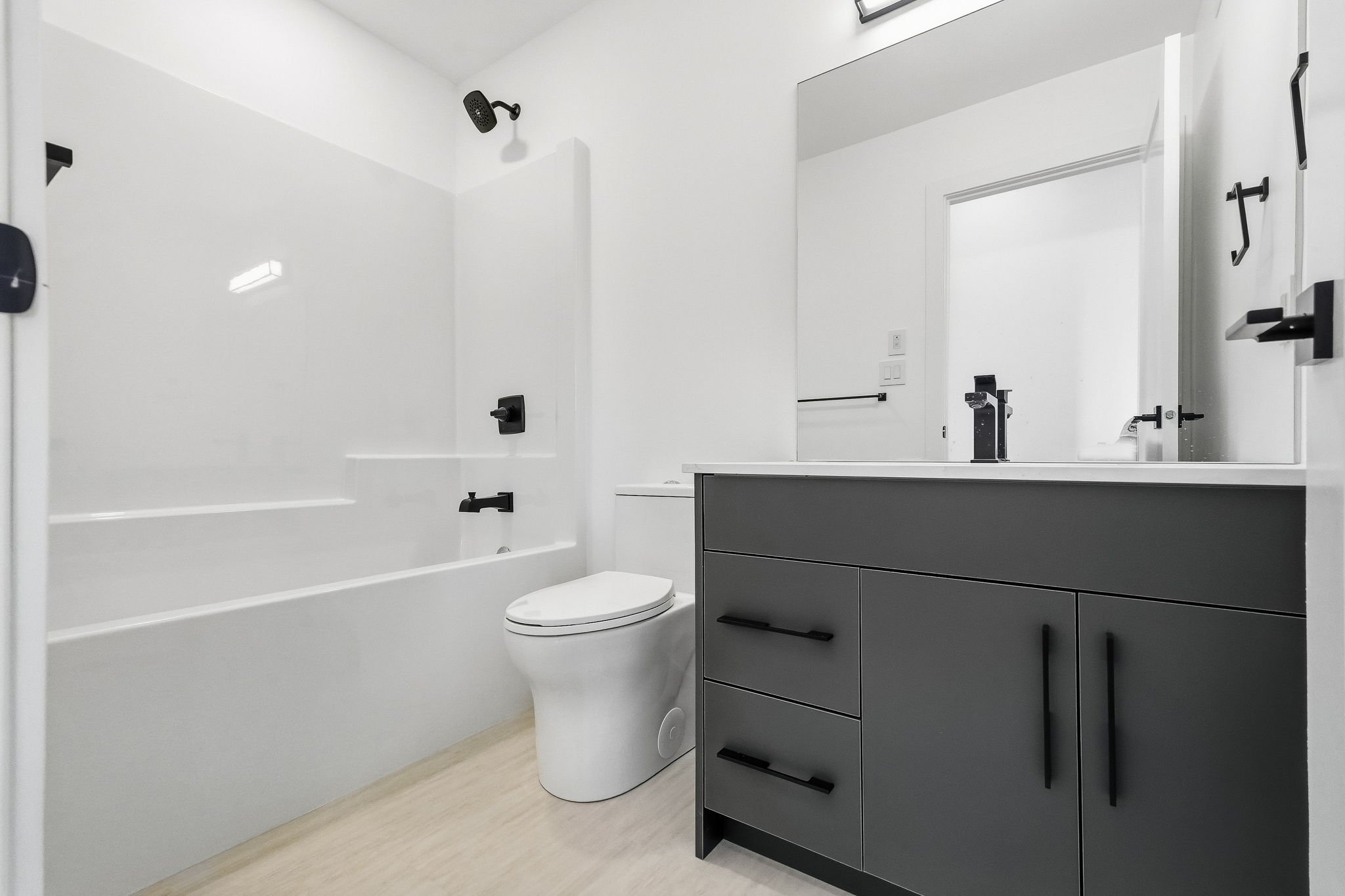 18-web-or-mls-A7404055.jpg