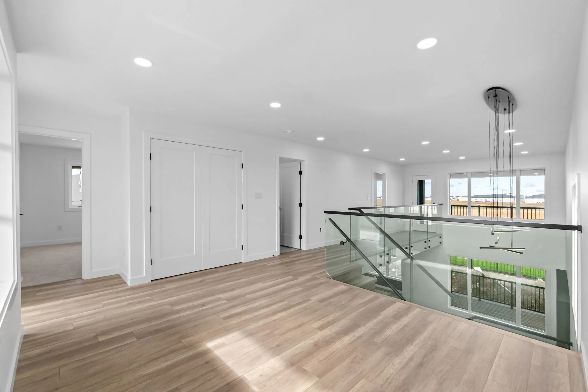 23-web-or-mls-A6701547_1.jpg