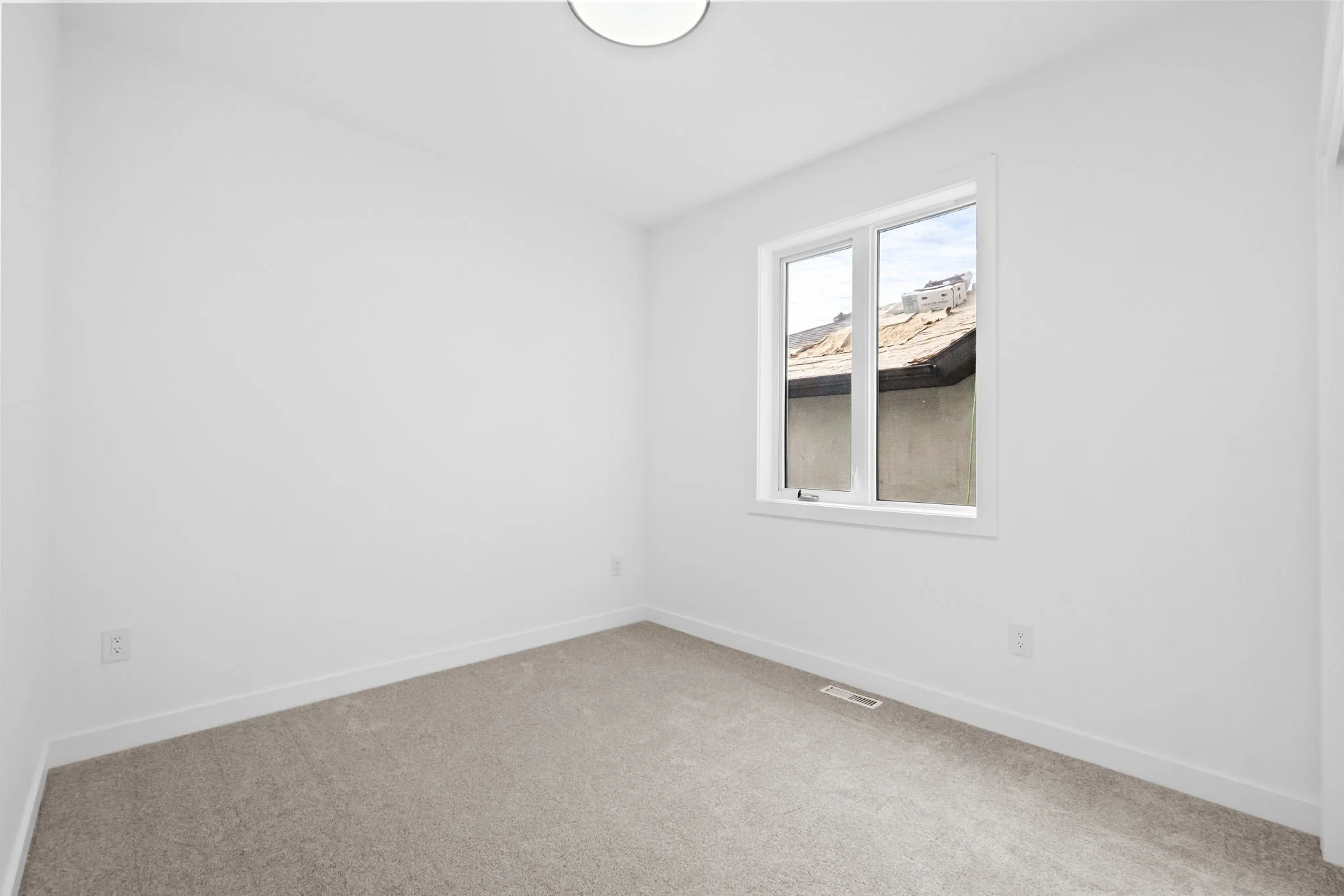 28-web-or-mls-A6701466_1.jpg