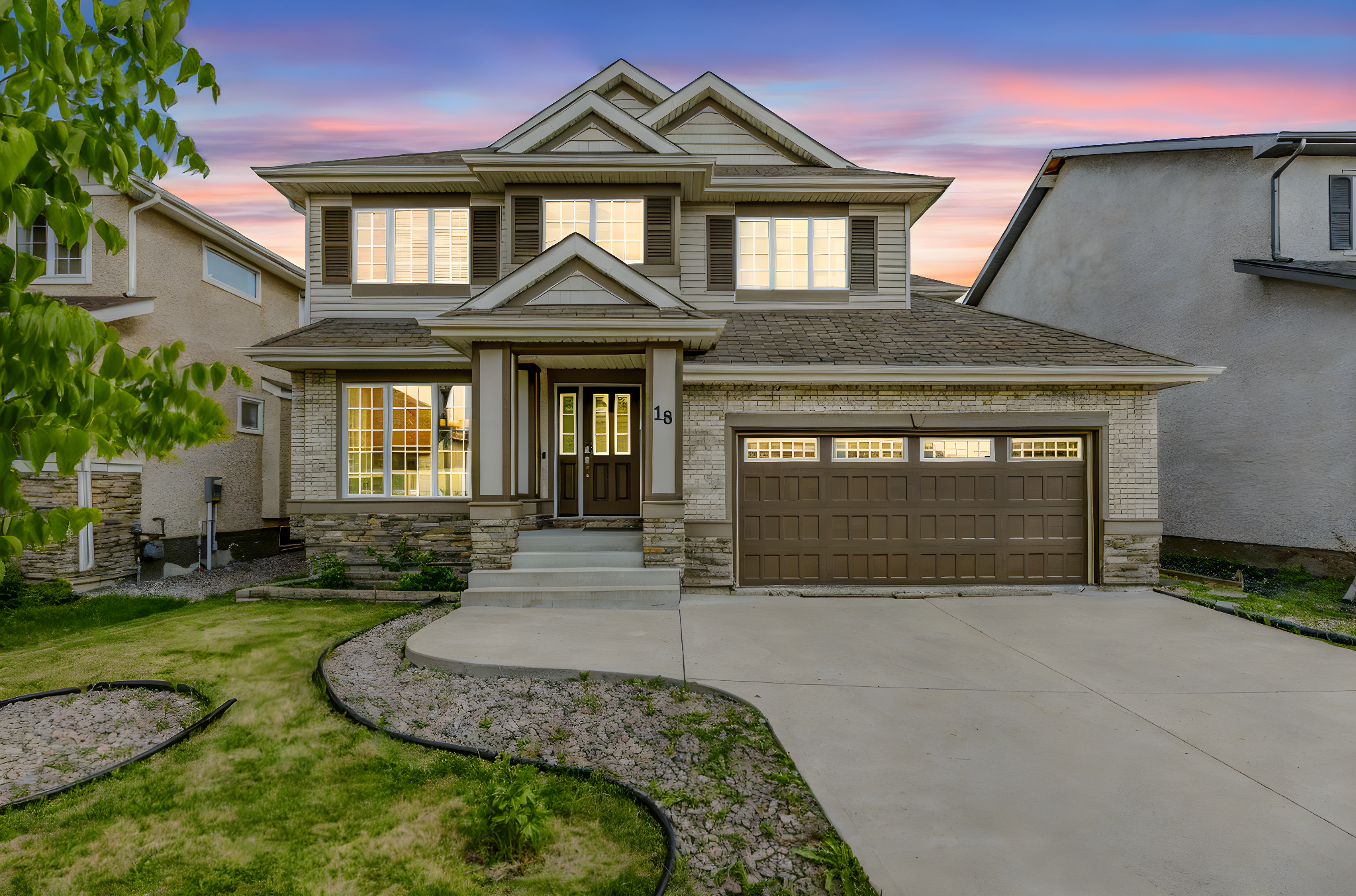 18 Hunterbrook Road - $688,888 - Bridgwater Forest