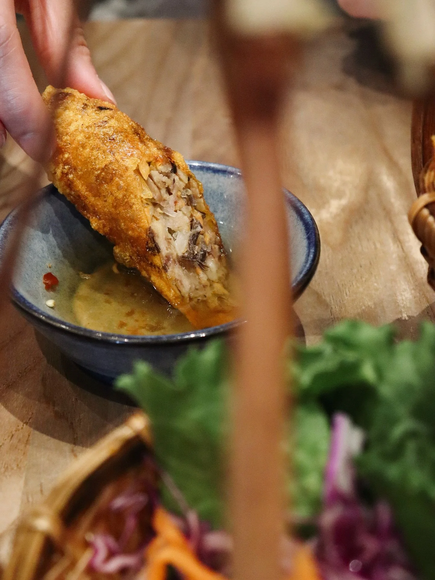 Vietnamese Spring Rolls

Want to elevate your brand reach? Let&rsquo;s work together! 📸
.
.
.
#productphotography #photography #productvideo #photographermontreal #Montreal #brandphoto #ecommercephotographer #torontophotographer #productshots #photo