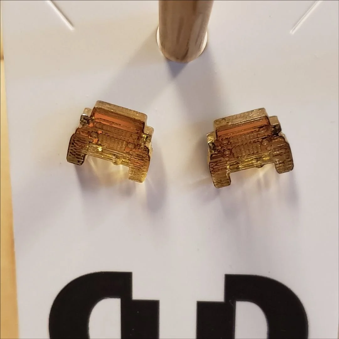jeep stud gold 01.jpg