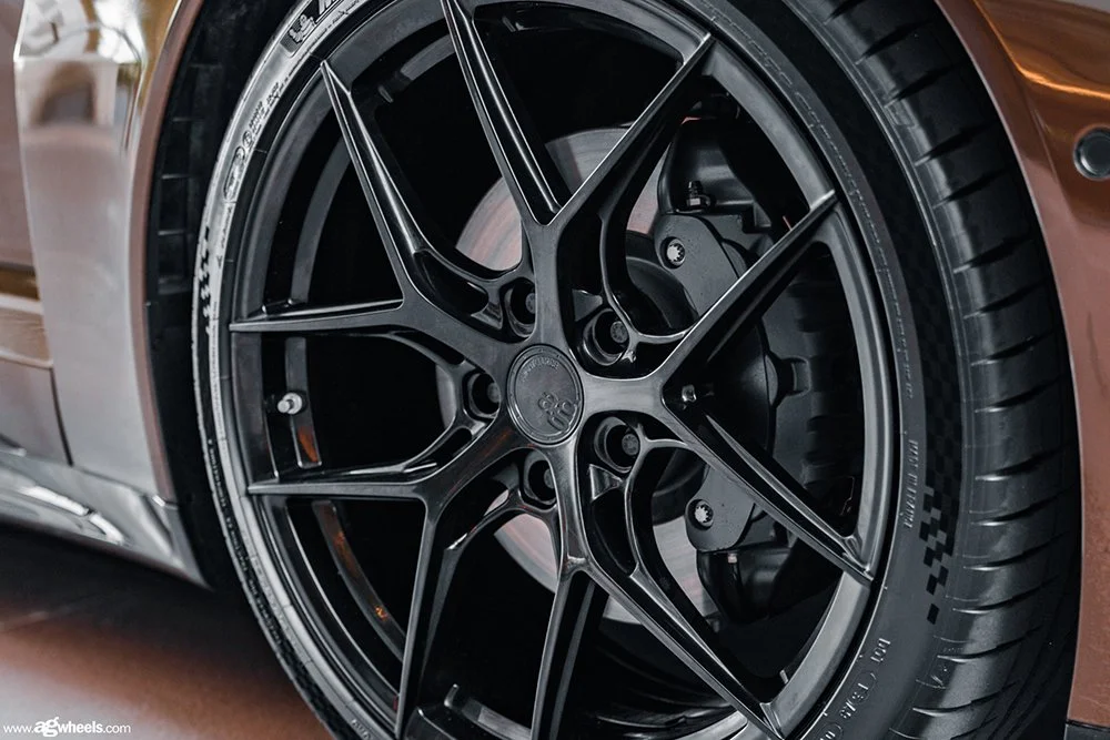 audi-etron-gt-agwheels-avant-garde-wheels-m580r-gloss-black-06.jpg
