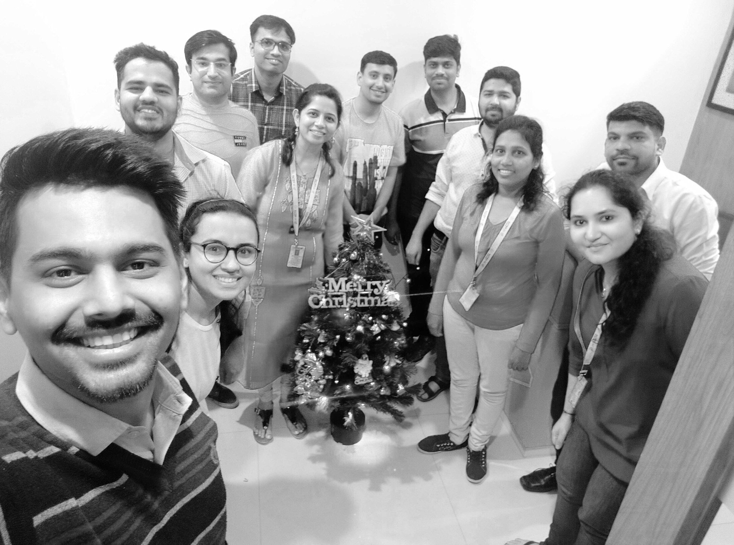 India team with christmas tree