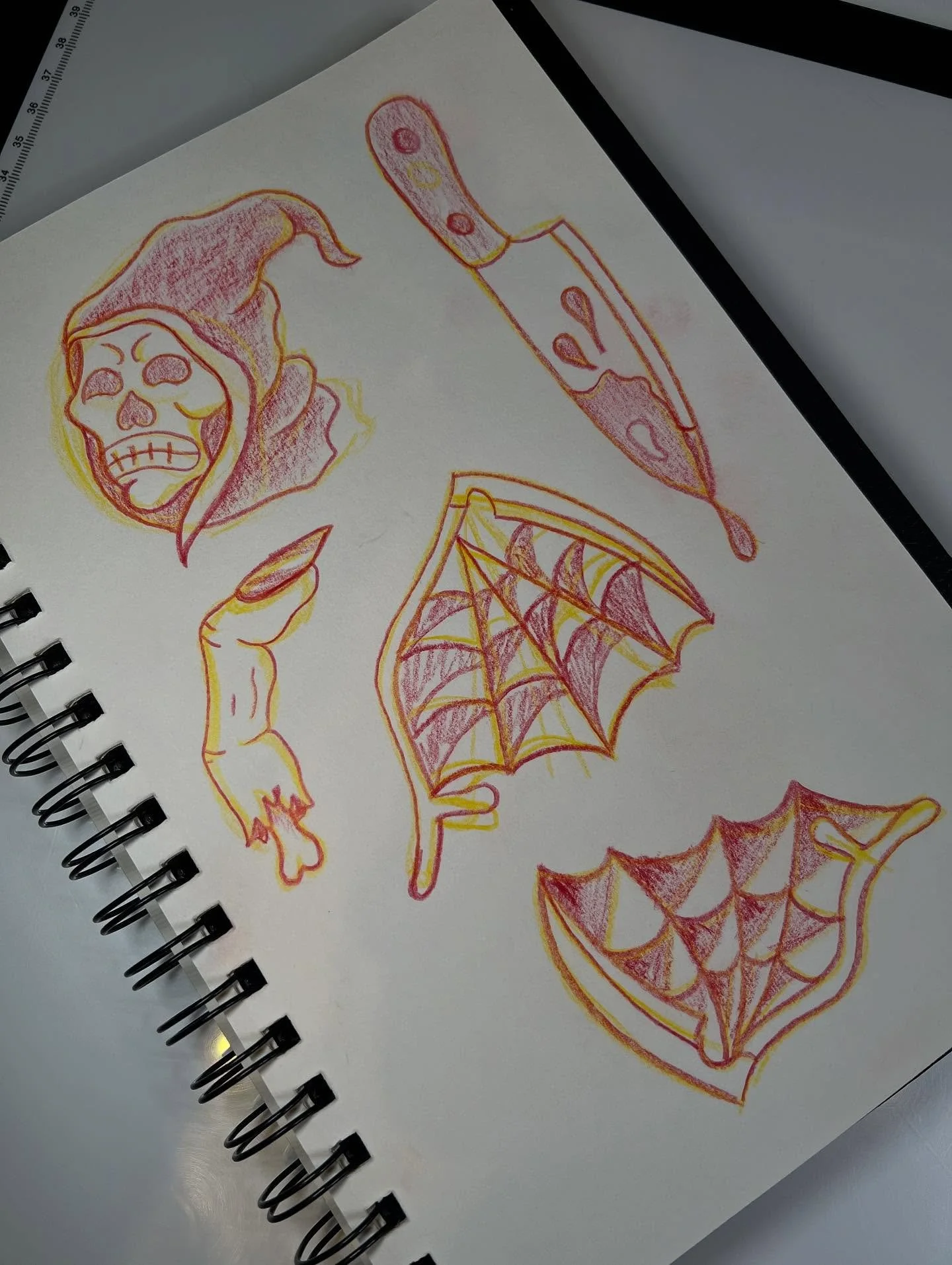 Spooky Flash inbound for Saturday October 25th Halloween event! @a_meatpopsicle showcases some of his pieces he is working on for the event! 
&bull;
Be sure to pull up for some awesome games, Gift card raffle, &amp; 10% off spooky jewelry at the stud