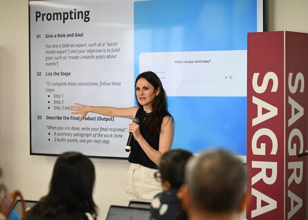 Copy of AI SESSION- SOMOS 25 (7-NOVIEMBRE-2025) 45.JPG