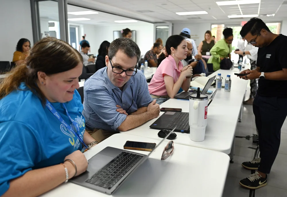 Copy of AI SESSION- SOMOS 25 (7-NOVIEMBRE-2025) 94.JPG