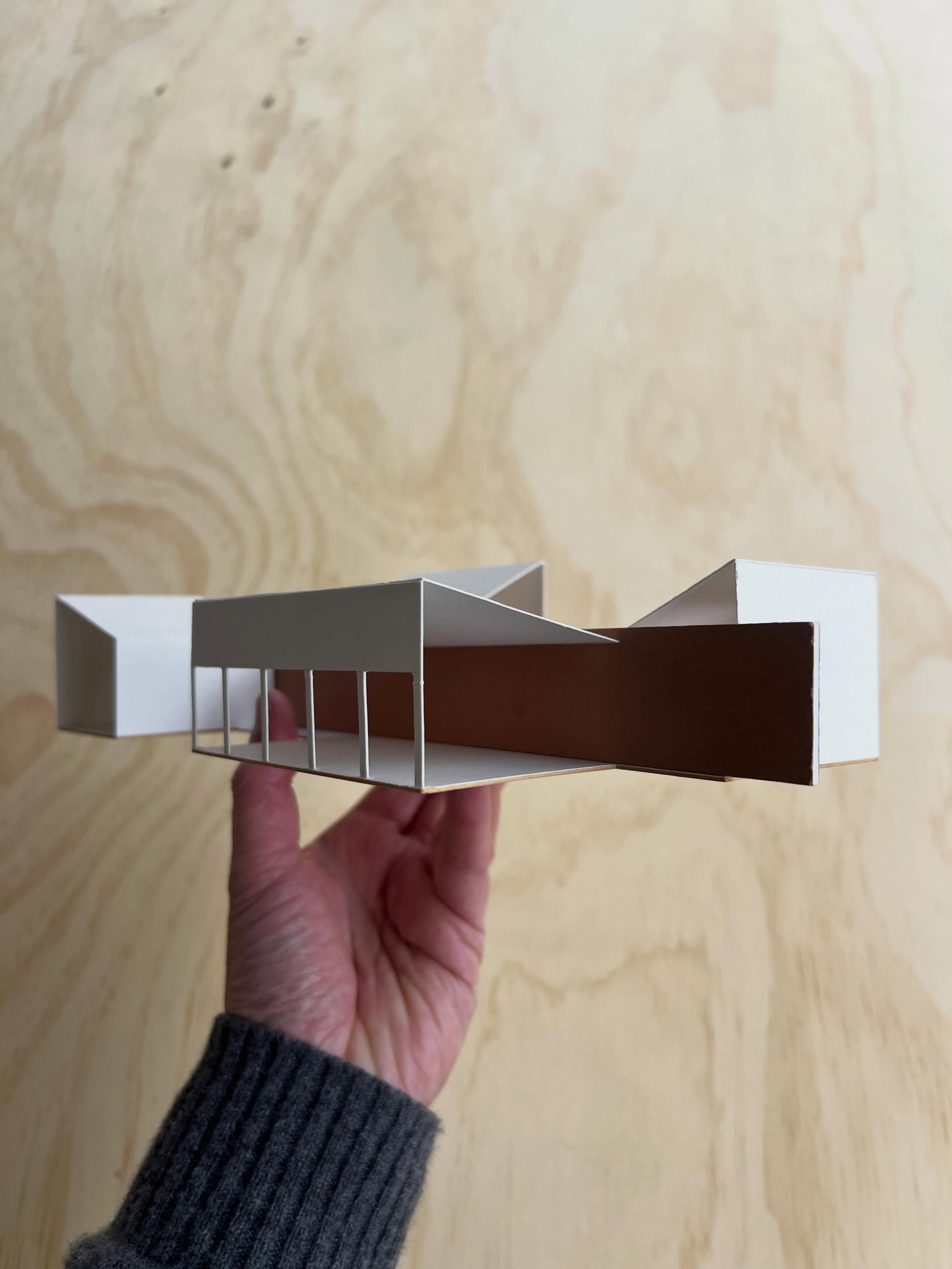 Concept model. 
Rammed earth and courtyards.