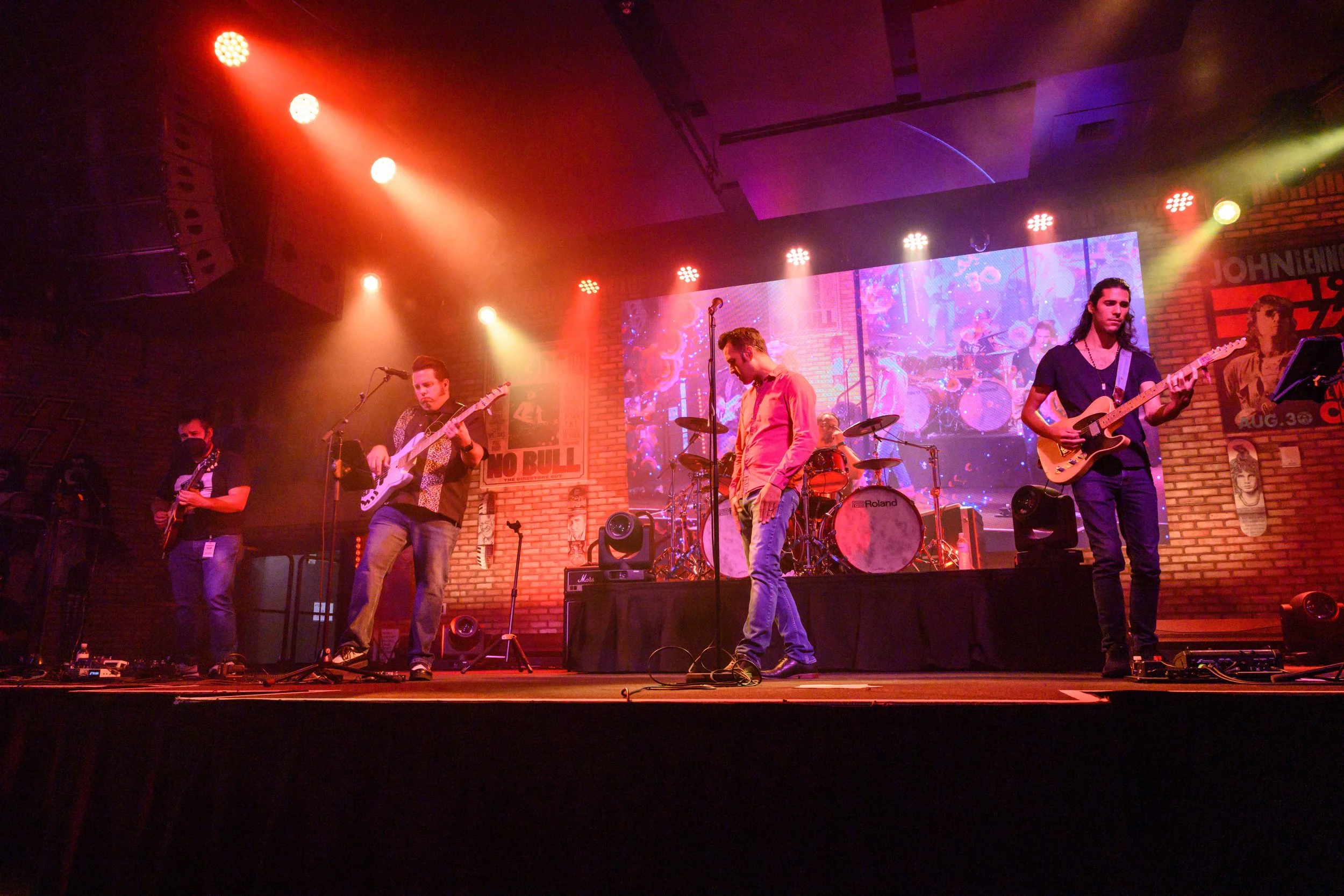 LBK_HandsomeDevils_090422_0678.jpg