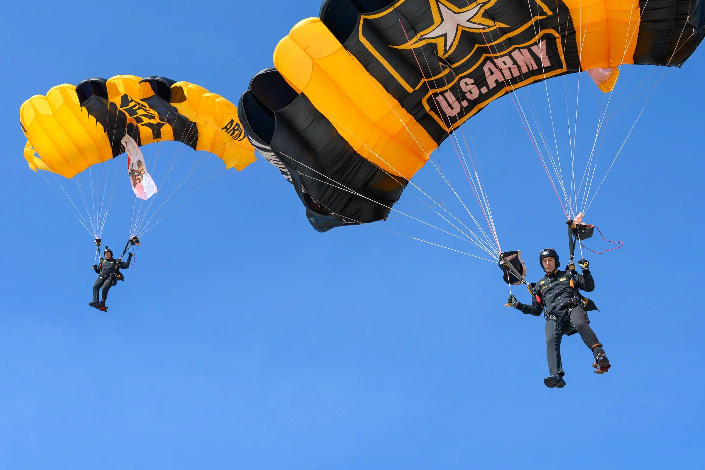 LBK_GoldenKnights_092922_0560.jpg