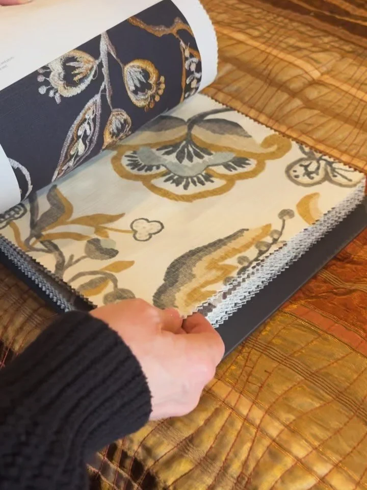 When all the pieces are coming together 👏🏽👏🏽👏🏽

Designed by Robin 

#interiordesign #omaha #designer #homedecor