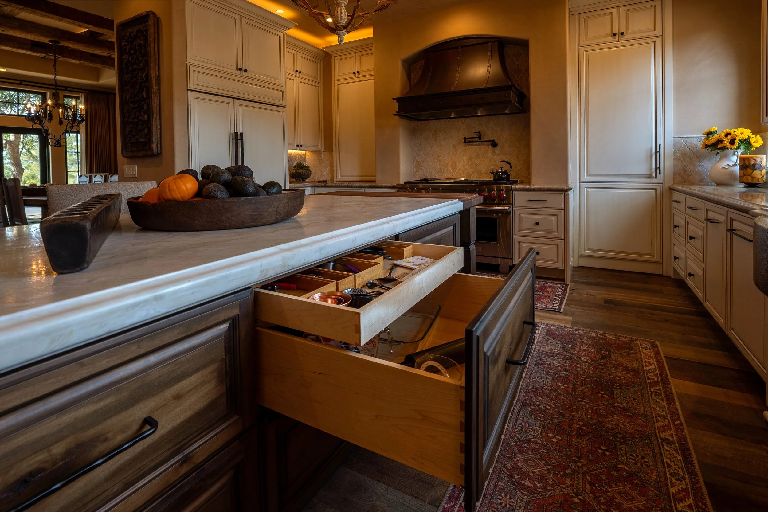 Rustic Traditional Kitchen Remodel by Bakker Construction, Inc project photo 7