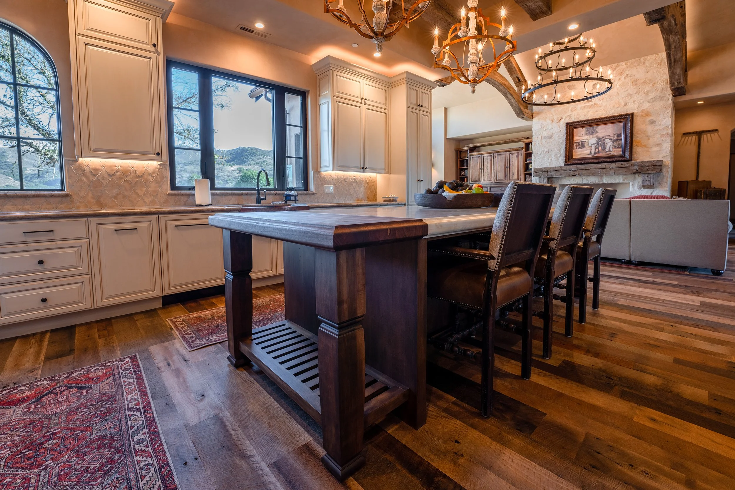 Rustic Traditional Kitchen Remodel by Bakker Construction, Inc project photo 2