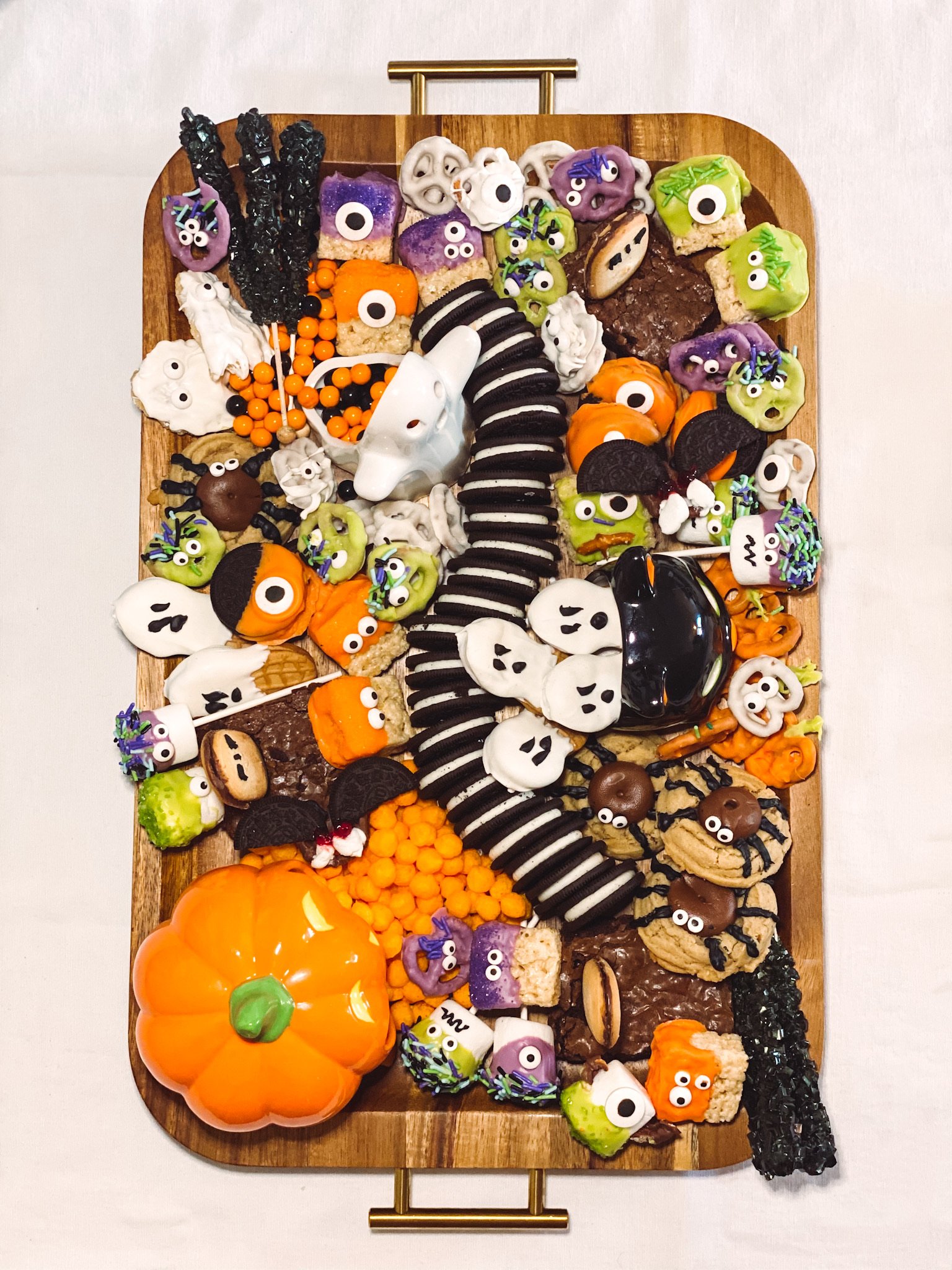 how to create a halloween candy treat board.JPG