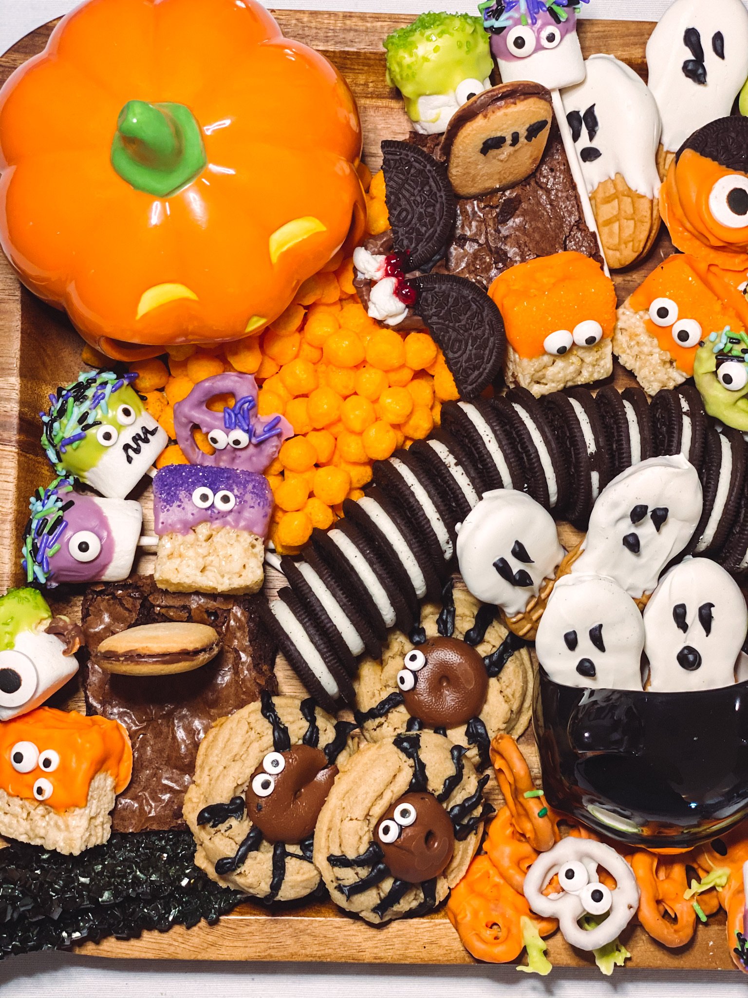 how to create a halloween candy treat board - detail 19.JPG