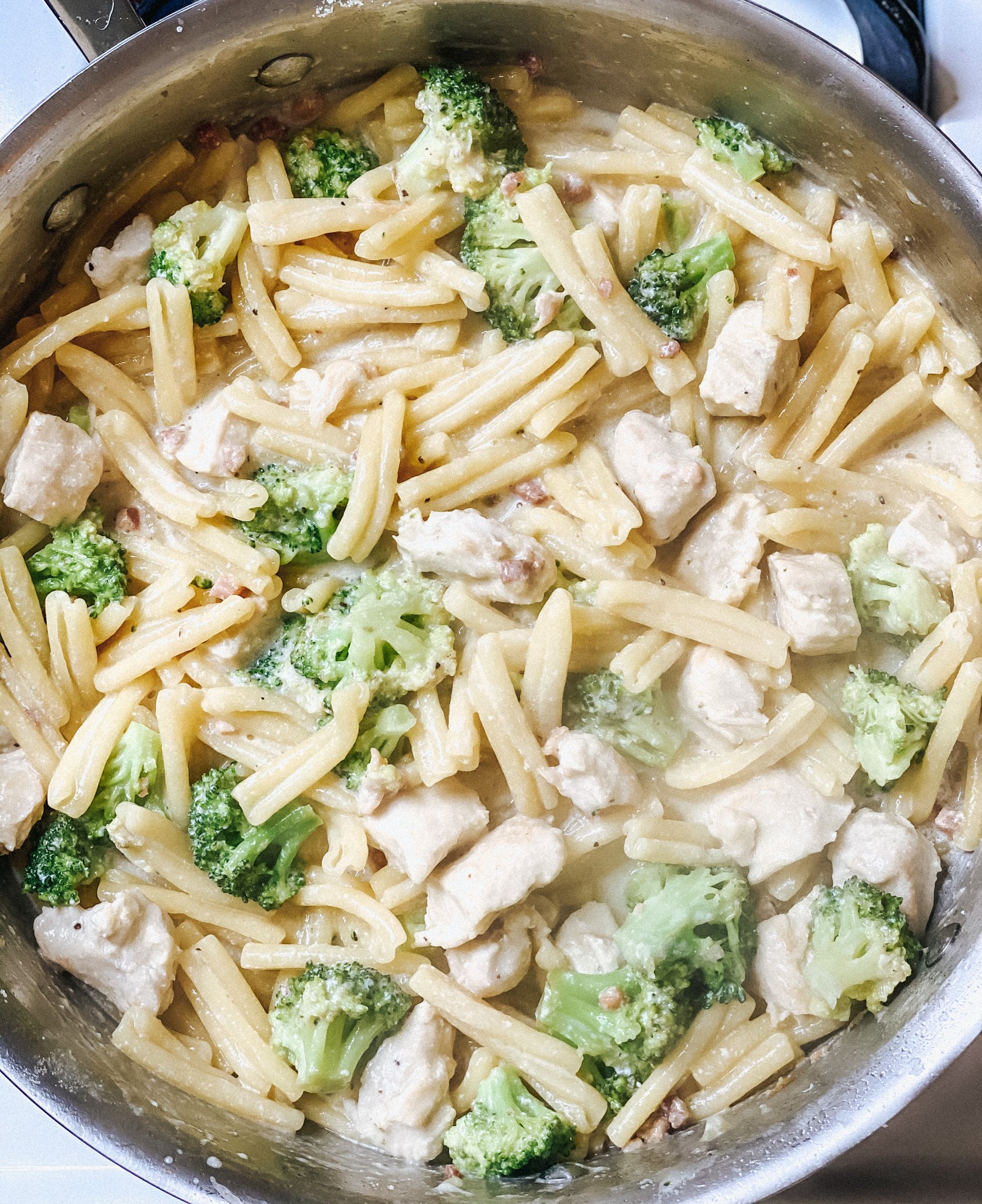 one pot broccoli chicken pasta recipe 1.JPG
