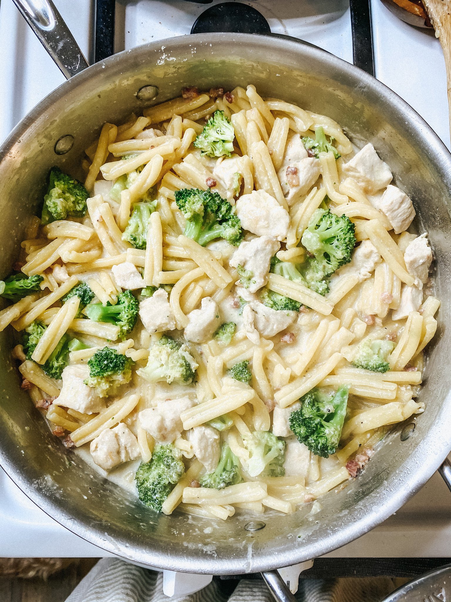 one pot broccoli chicken pasta recipe 8.JPG