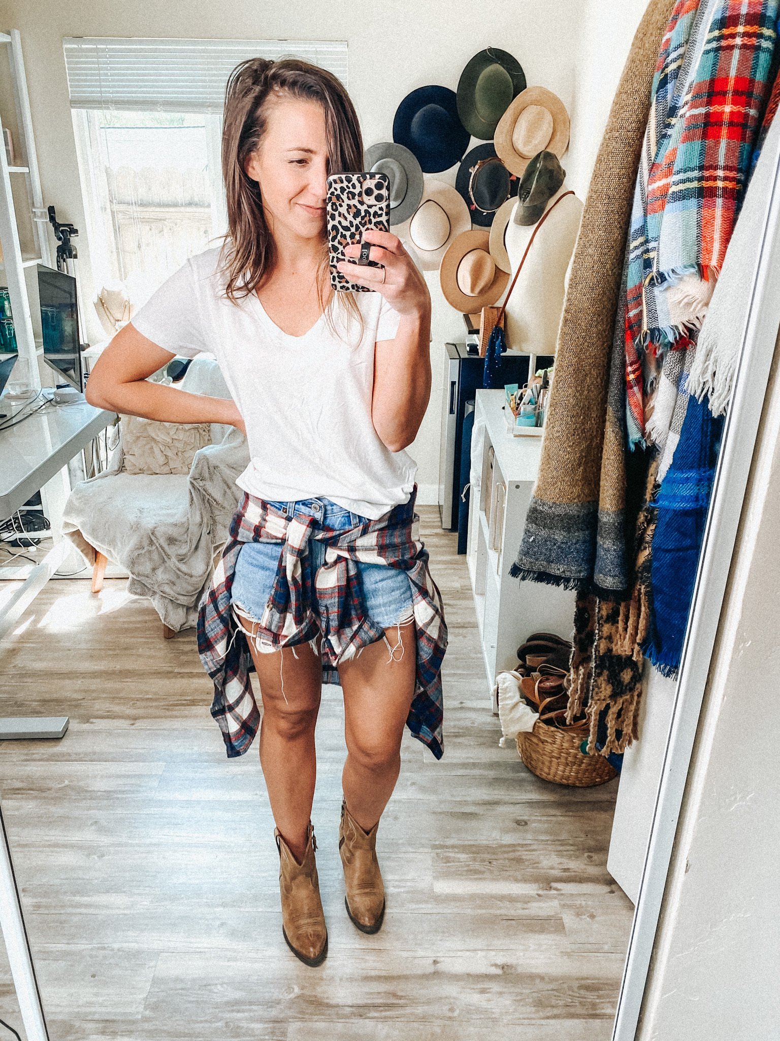Cute Plaid Shirt Outfit Ideas With Jeans