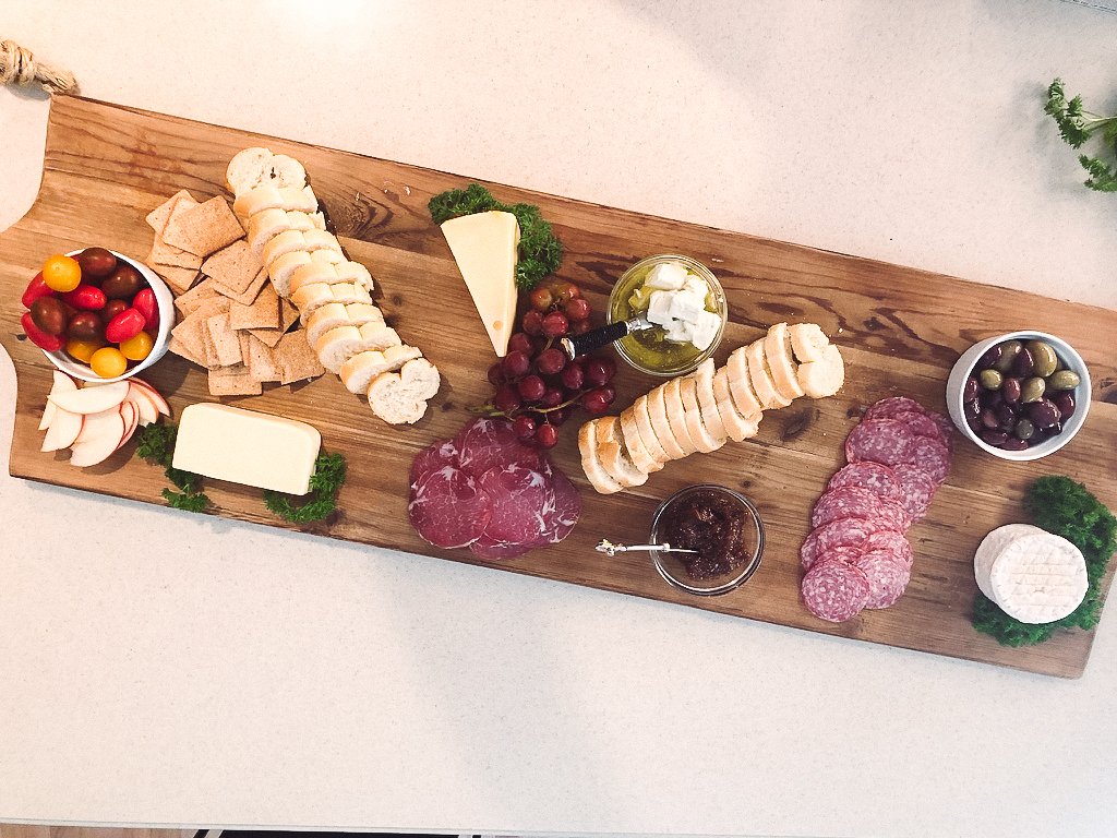 how to make the ultimate charcuterie and cheese board 9.jpg