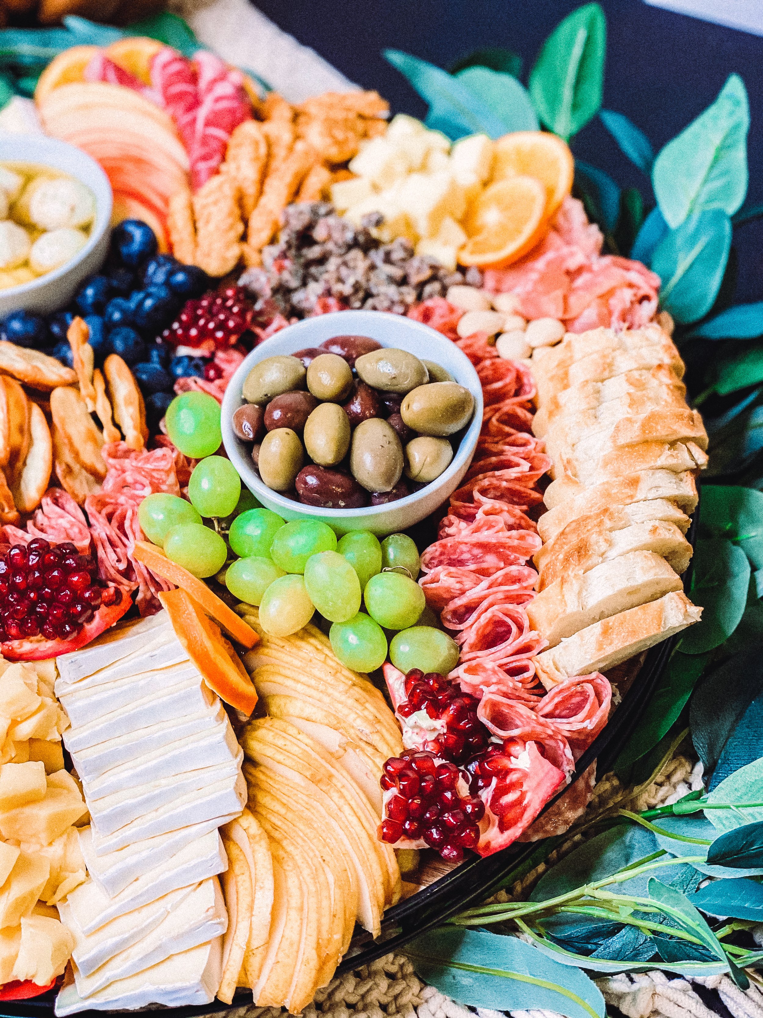 friendsgiving meat and cheese board 15.jpg