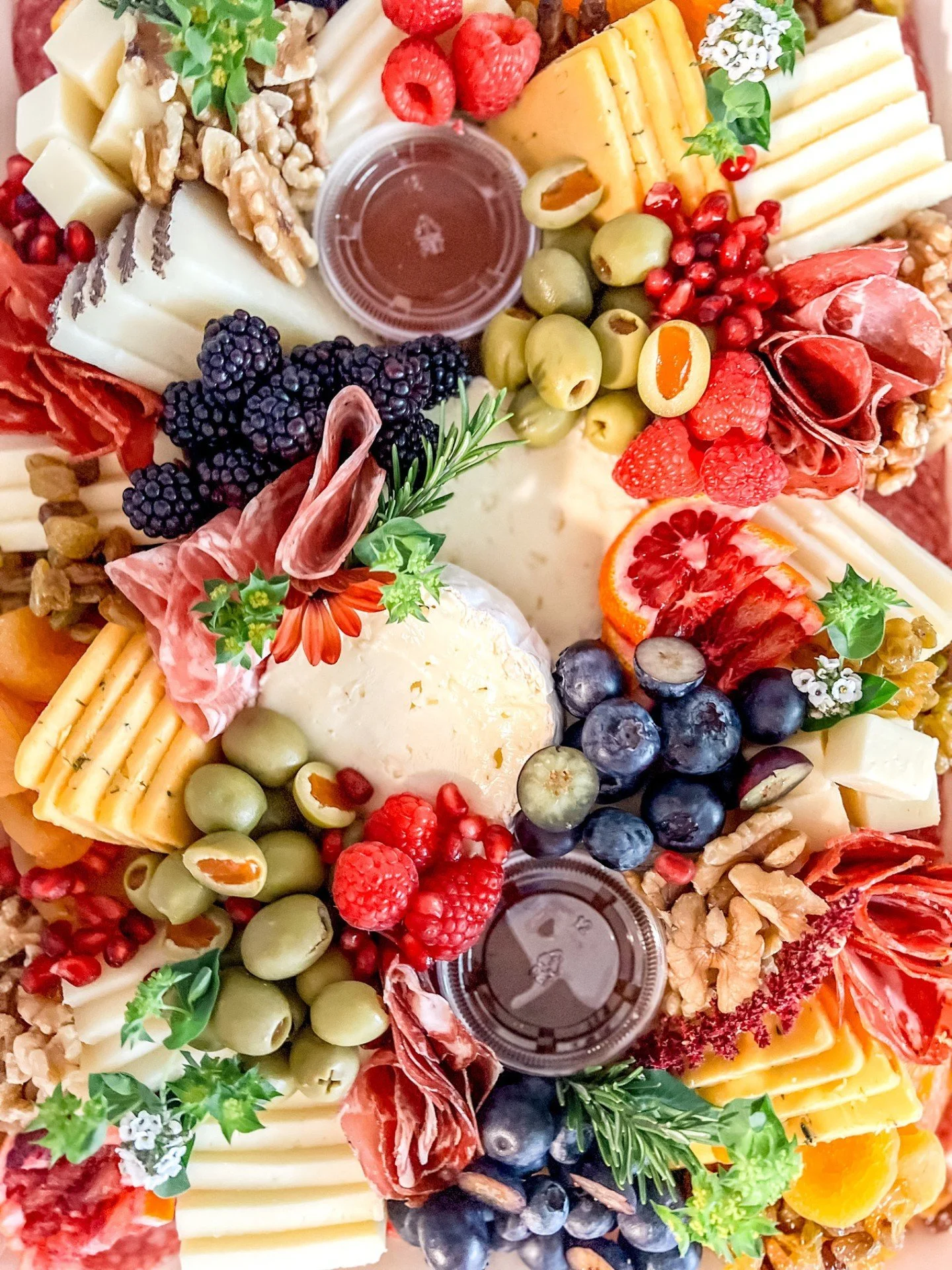 just putting this out there: no one’s ever been mad at a grazing board. #cerriously
i mean, how could you be? it’s like a mini party on a platter. throw in a few meats, some fruit, and a lot of cheese, and voilà — you’