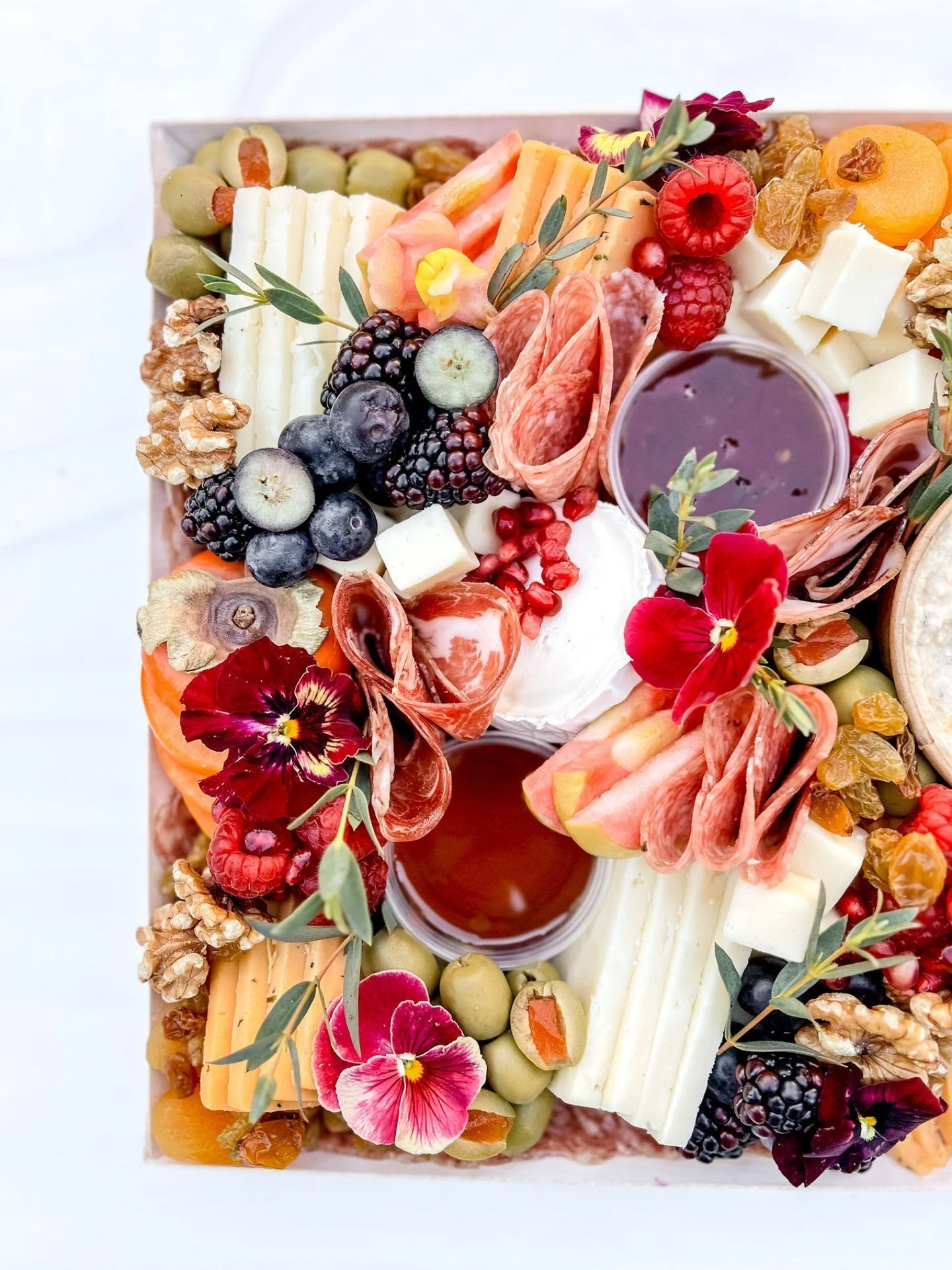 cheese and charcuterie boards: because no gathering is complete without them. #cerriously
from creamy brie to savory salami, every bite is a celebration of flavor.
#cheeselovers #charcuteriegoals #grazingboardmagic #entertainingessentials #hostwith