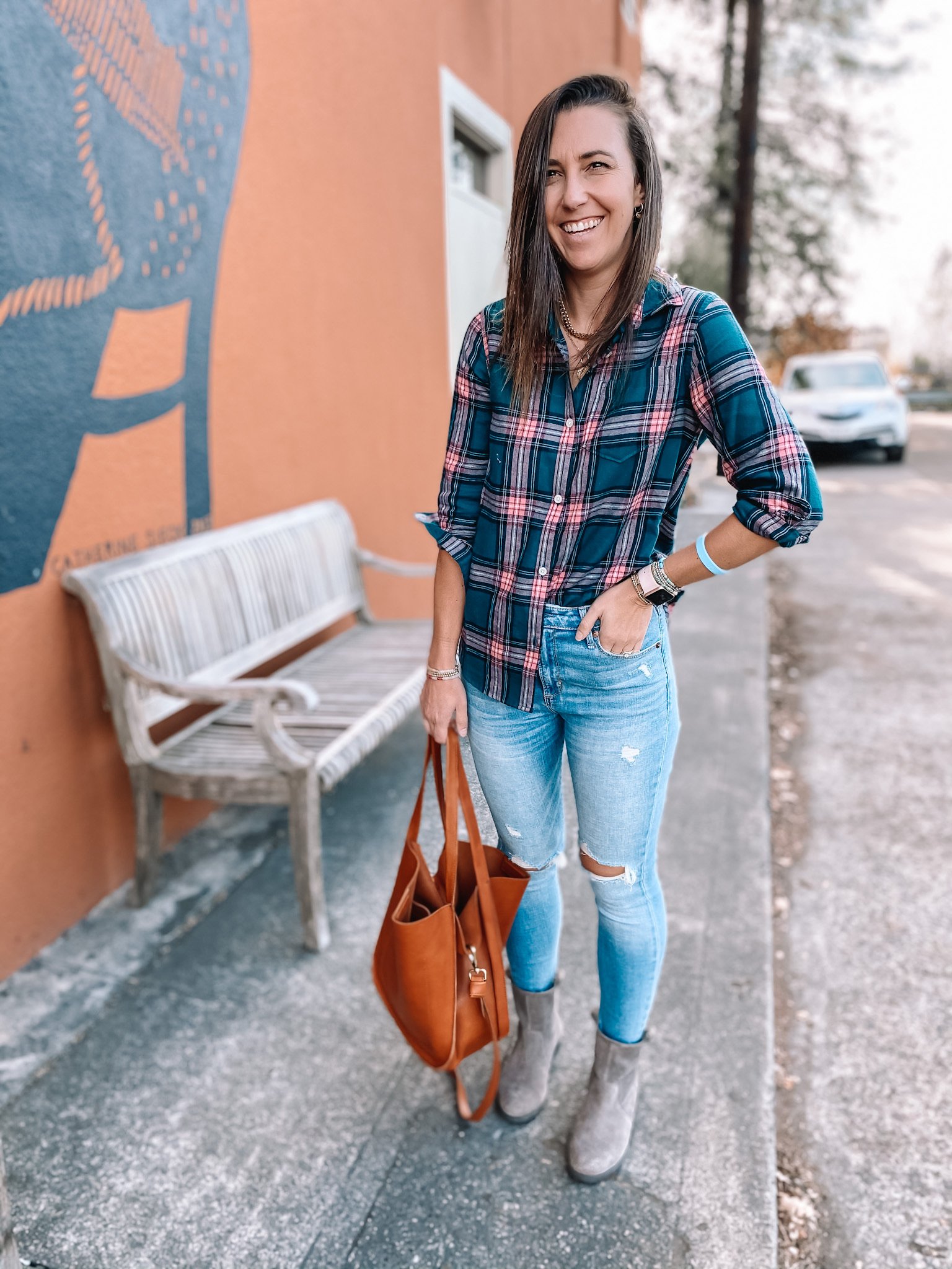 weekly recap + current sales  Leggings and flannel outfit