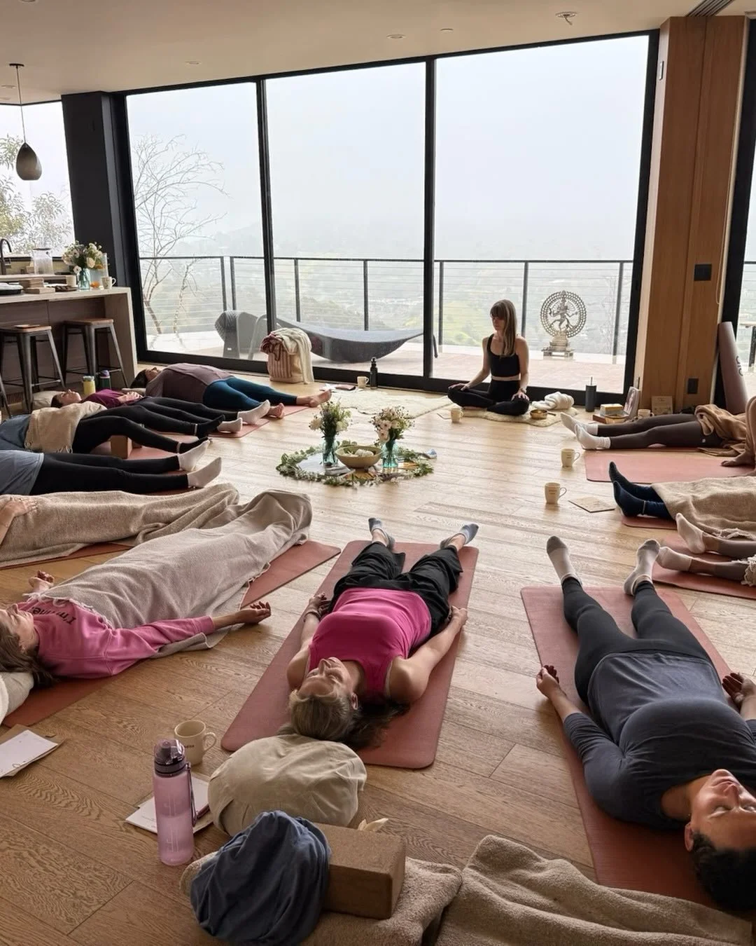Our 6th Annual Mothers Retreat returns... Sunday, May 3rd
(10am-2pm) at @wuum_la in Santa
Monica, CA. 

A small circle of 11 mothers, guided by three facilitators (including Life After Birth Founder Molly). Movement to come back into your body. Conve
