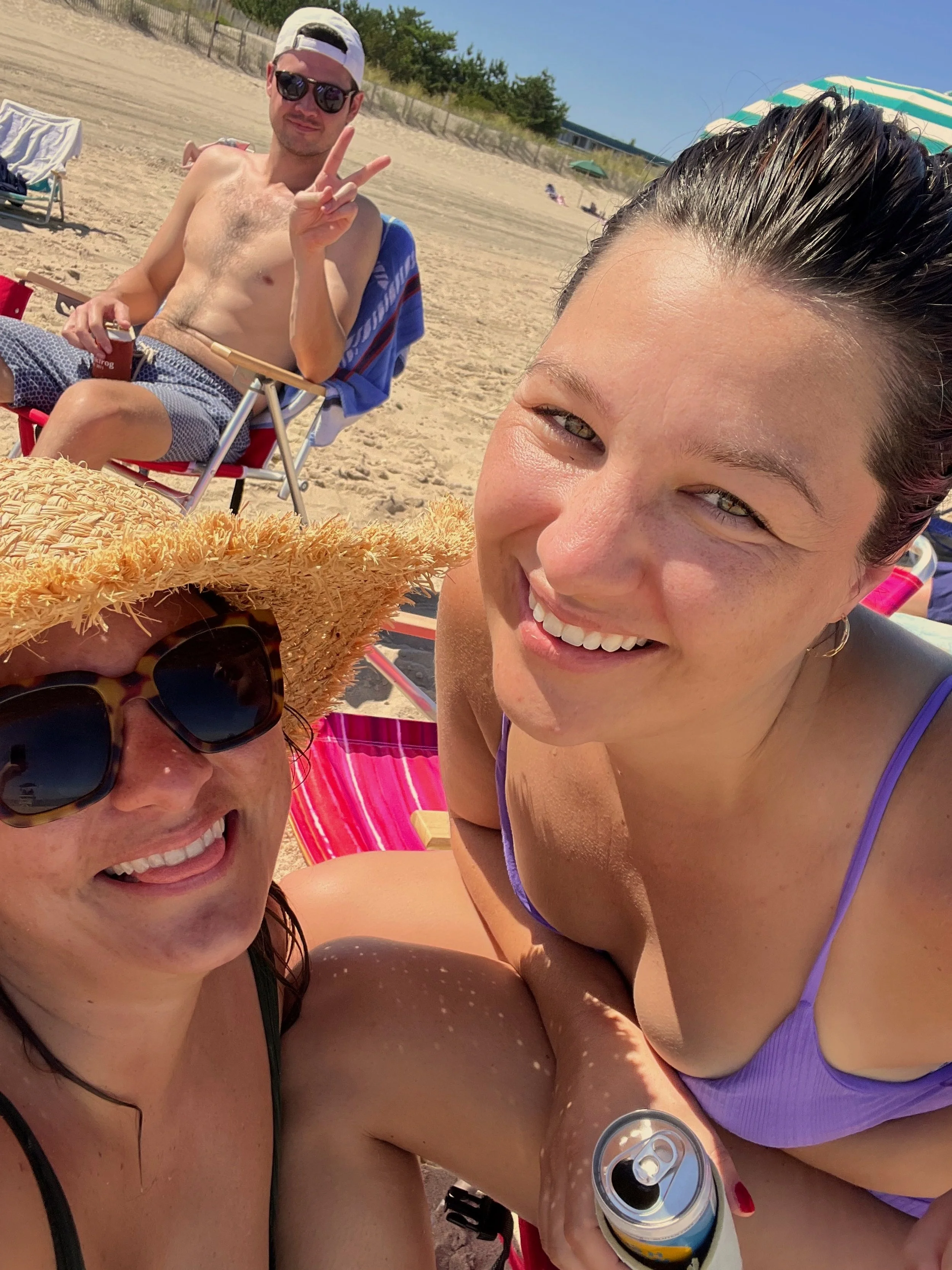 beach siblings