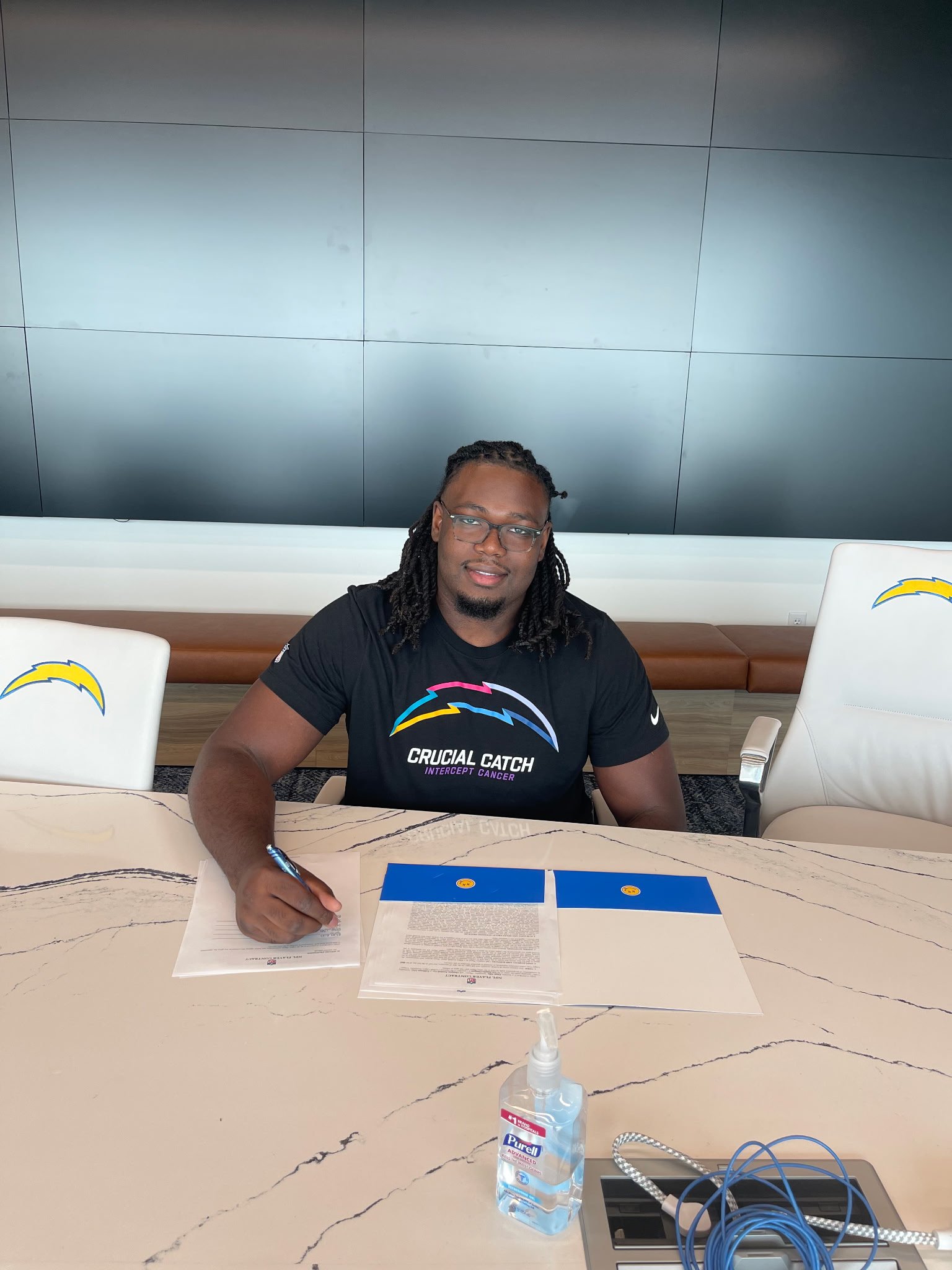 ‘25 NFL Pre Draft Alum Elijah Ellis Signed By Chargers