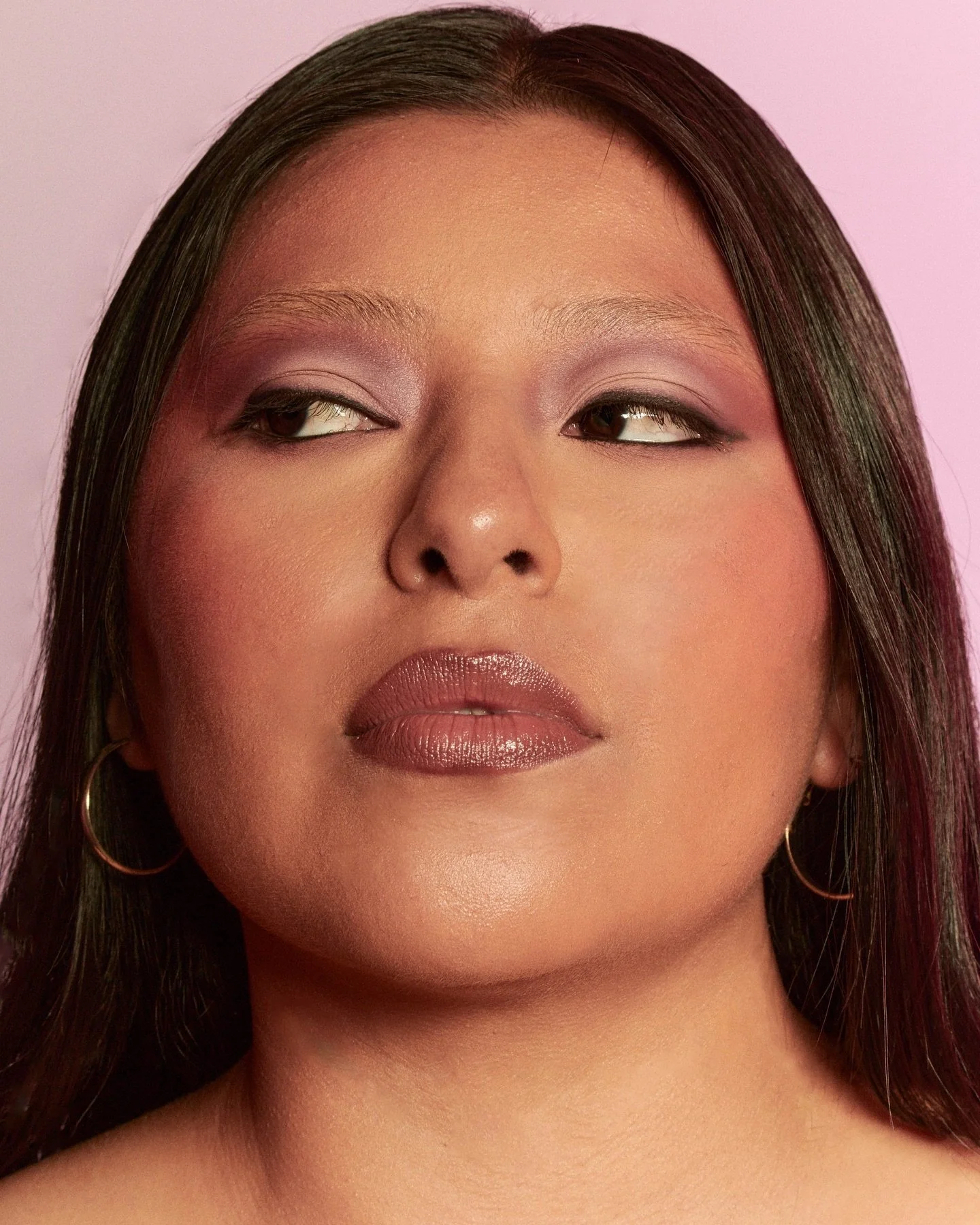 lavender dream with @_imjstlivin  and @sandramarcie 

model: @_imjstlivin 
mua: @sandramarcie 
creative direction/photography: @lalaurenphoto