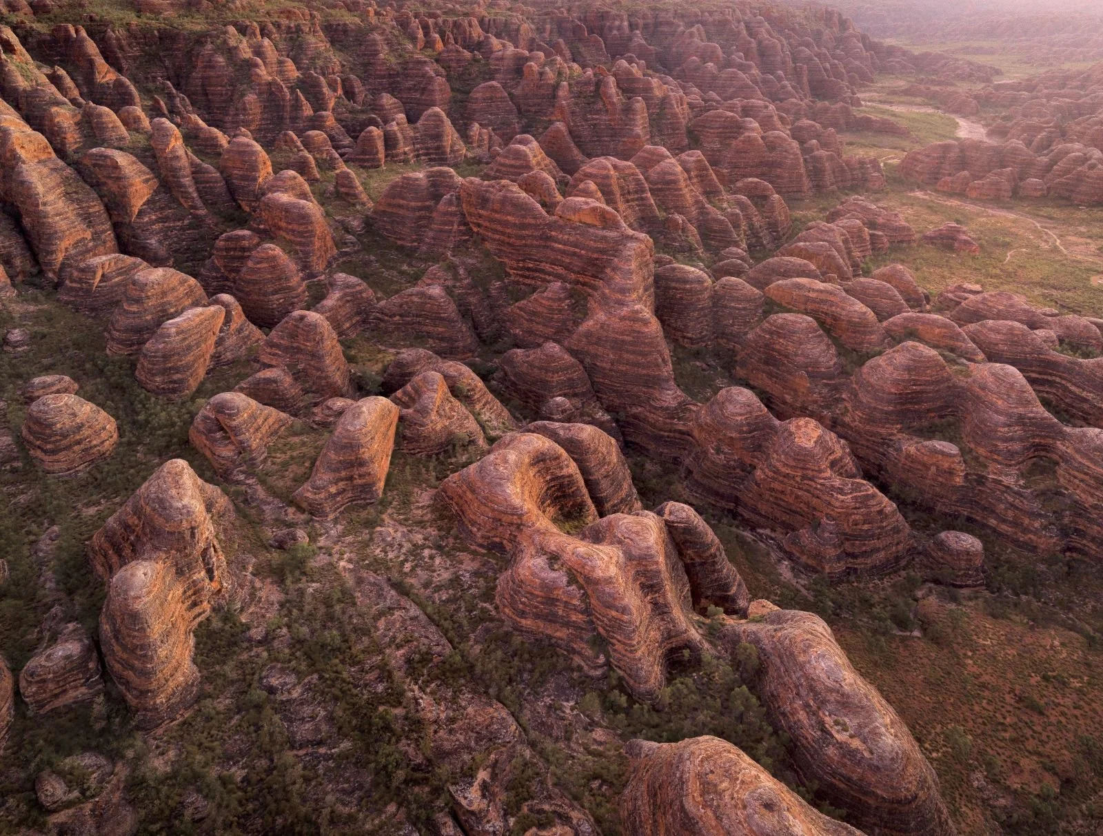 空から訪れる世界遺産パヌルル国立公園（バングルバングル）