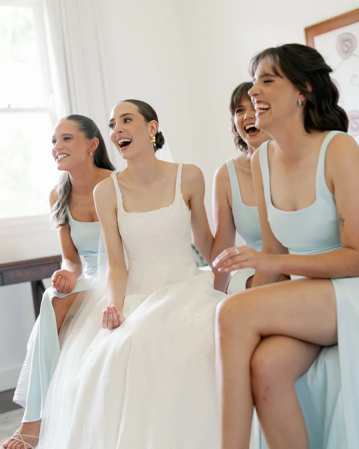 The most fun getting ready with Ellen and her girls 💍 

#yoothamurrahomestead #yoothamurrawedding #perthwedding #perthweddingphotographer #perthweddingvenue #perthweddingideas #perthweddinginspo #perthweddingphotography #perthweddingphotos #weddingp