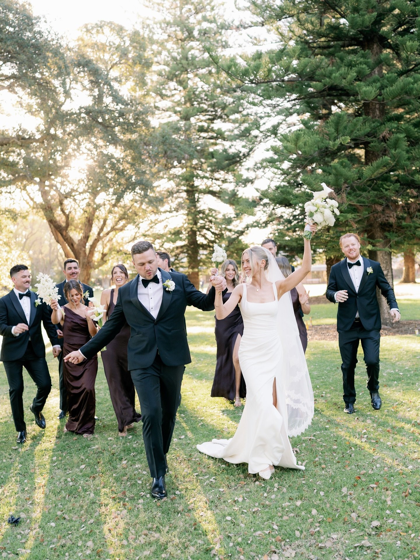 Emma &amp; Rowan&rsquo;s squad 🥂

#nikolaestate #nikolaestateweddings #perthweddings #perthweddingphotographer #swanvalleywedding #swanvalleyweddingphotographer #weddingphotographerperth