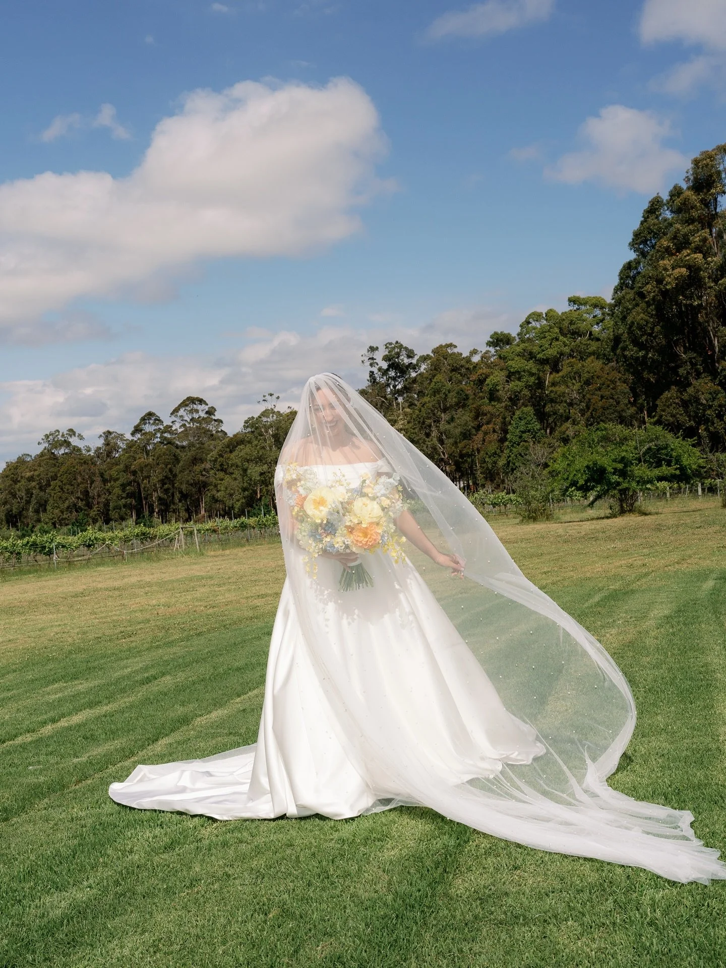 The beautiful Paris 💫

#perthweddingphotographer #manjimupwedding #perthbride #bridalportraits #weddingphotographerperth