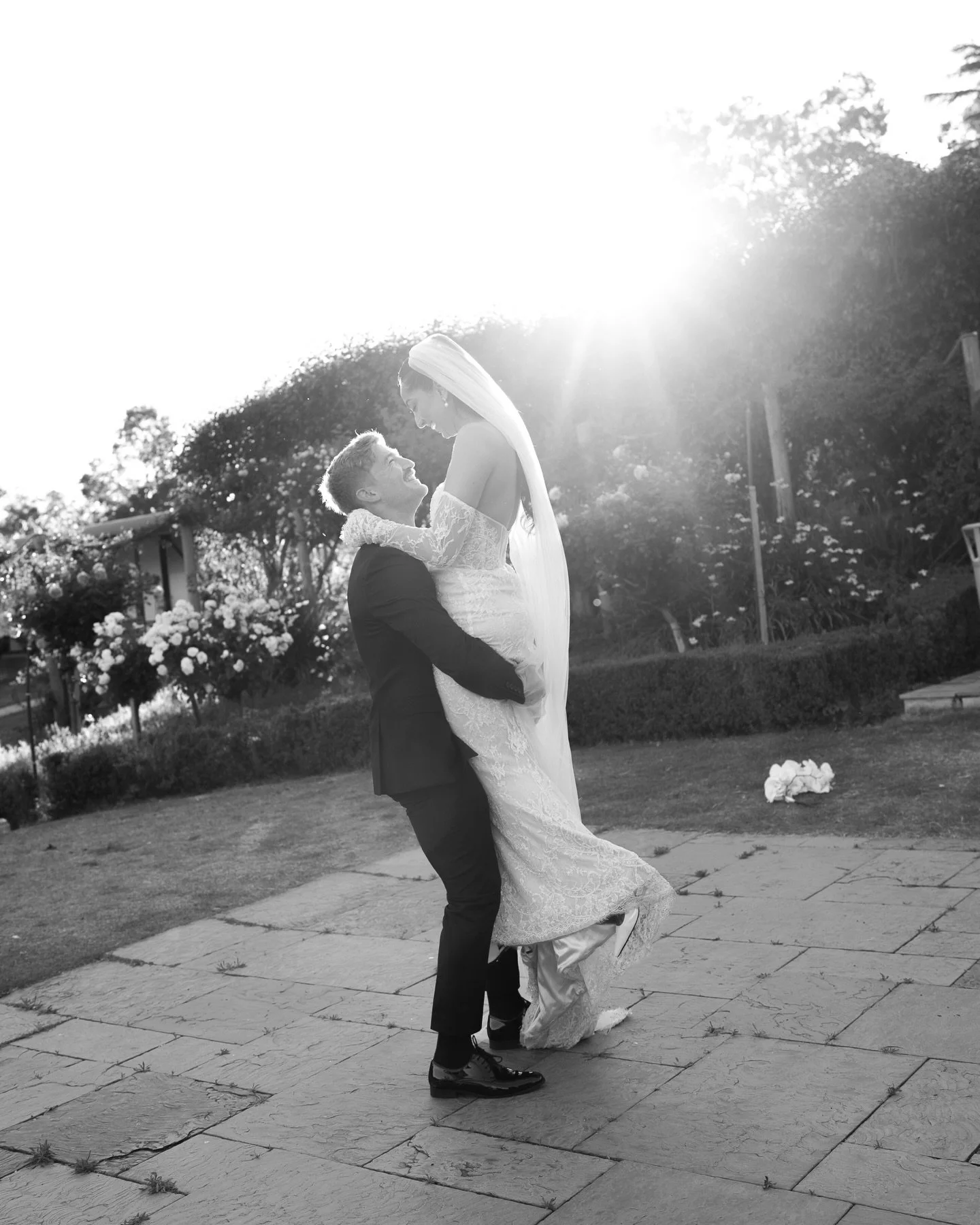 A series of black and whites for Michelle &amp; Dan ✨

#masonmillgardens #perthweddingphotographer #perthweddingphotography #perthbride #masonmillweddings