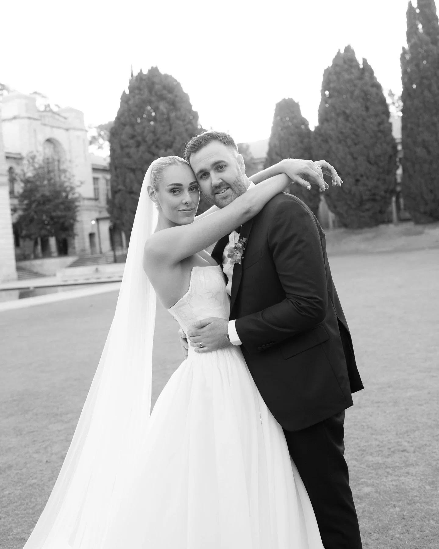 Loren &amp; Lachie&rsquo;s colourful love fest at Matilda Bay 🥂

#matildabayweddings #matildabay #perthweddingphotographer #perthweddingphotos #weddingphotographerperth