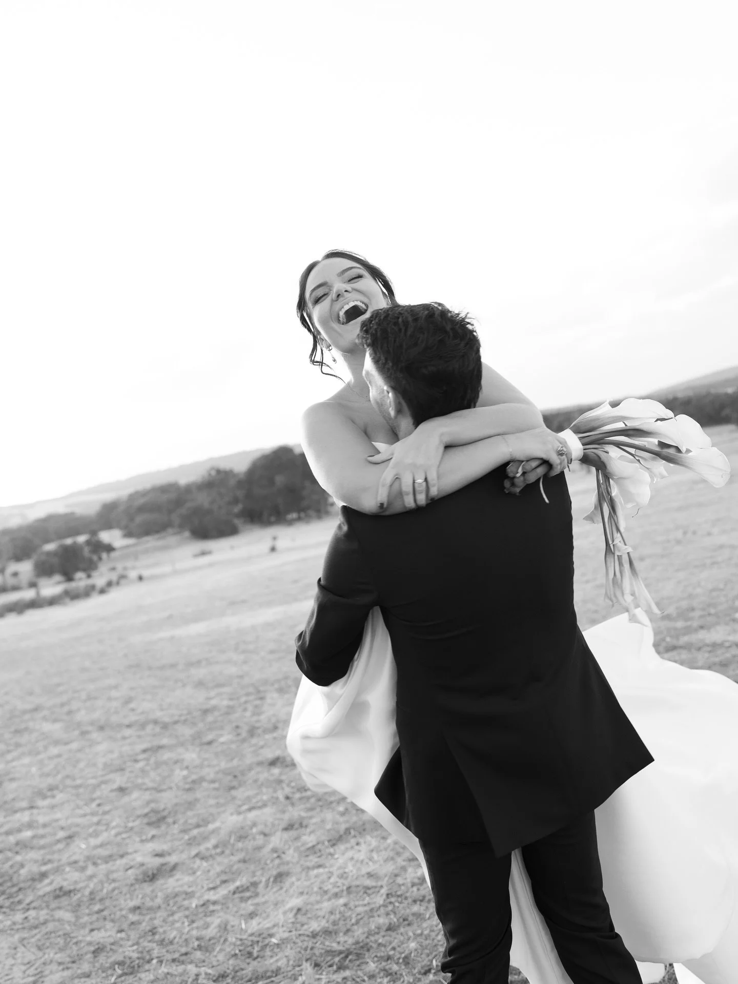 All smiles for Lauren &amp; Mitch on their epic day ✨

#perthweddingphotographer #perthweddingphotography #eaglebaybrewingco #eaglebaybrewingcoweddings #southwestweddingphotographer