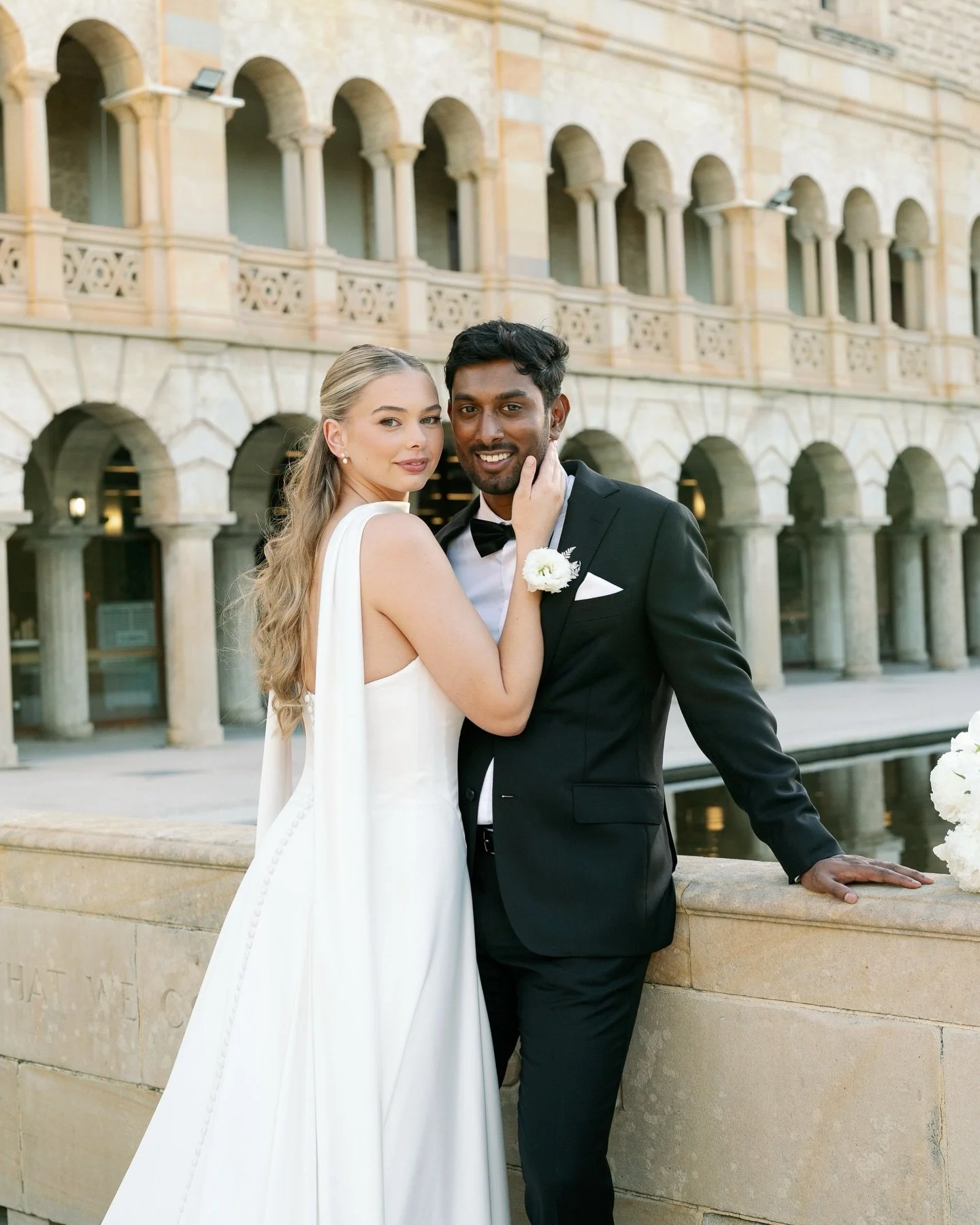 Courtney &amp; Sunny! Matilda Bay providing the perfect backdrop for their laid back celebration 🥂

#perthweddingphotographer #matildabay #matildabayweddings #uwawedding #weddingphotographerperth
