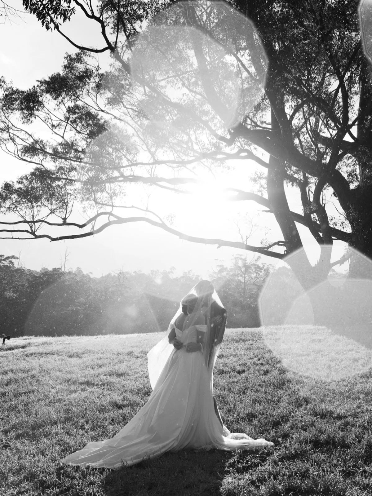 Summer storms providing the goods.

#perthweddingphotographer #weddingphotographerperth #southwestweddings #southwestweddingphotographer #pertheditorialweddingphotographer