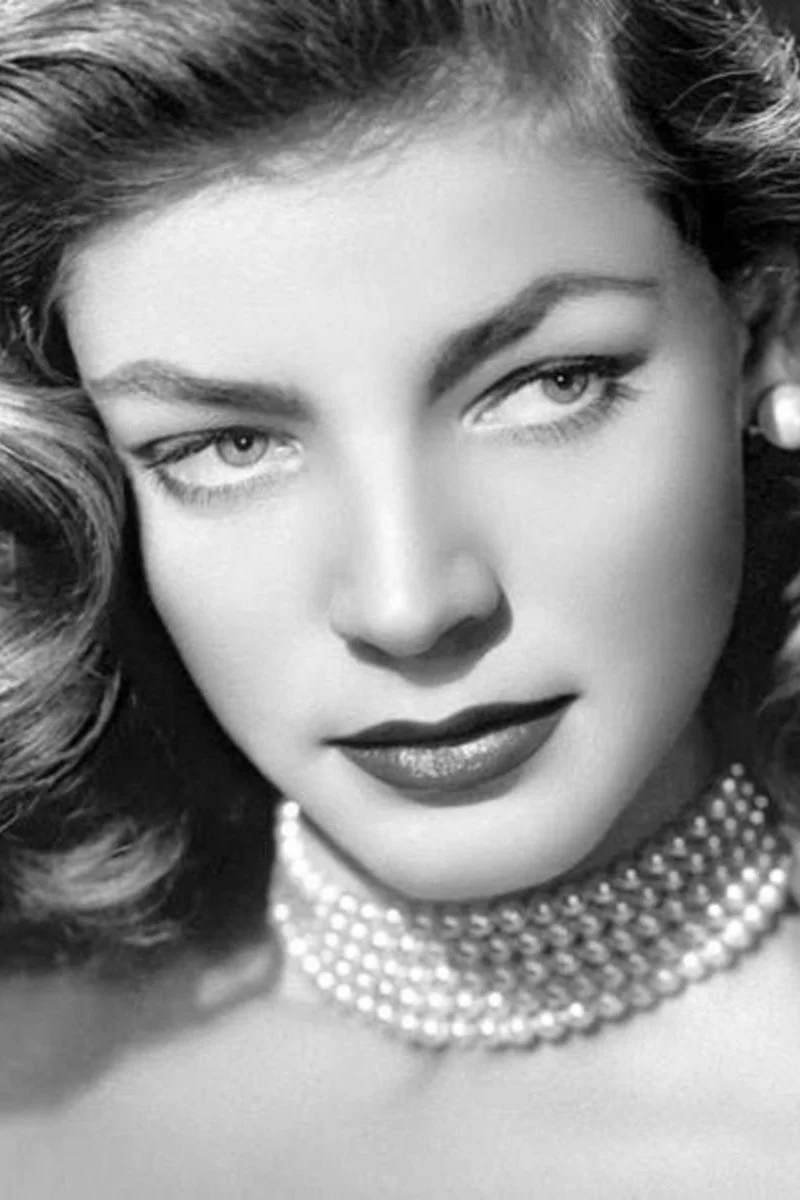 eyebrows-over-the-years-1940s.jpg
