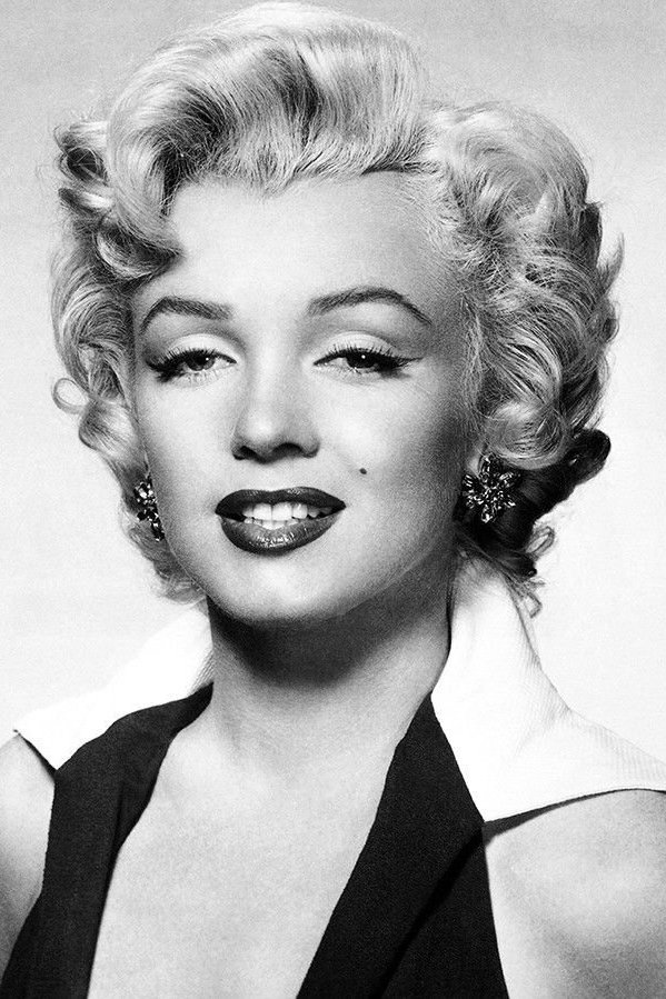 cdn.cliqueinc.com__cache__posts__190515__from-1920-to-now-the-epic-evolution-of-eyebrows-1742560-1461294567.700x0c-f89b4d5e384f48329b1a379189f450b5.jpg