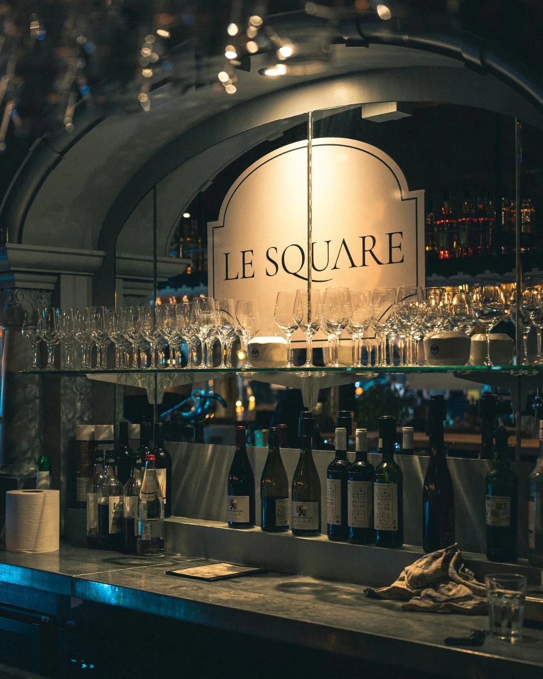 🍷 Le bonheur est &agrave; table !

Rassemblez vos proches et partagez un instant savoureux et convivial &agrave; la brasserie ✨

📅 N&rsquo;attendez plus, r&eacute;servez votre table d&egrave;s aujourd&rsquo;hui !

#PlaisirDeLaTable #MomentGou