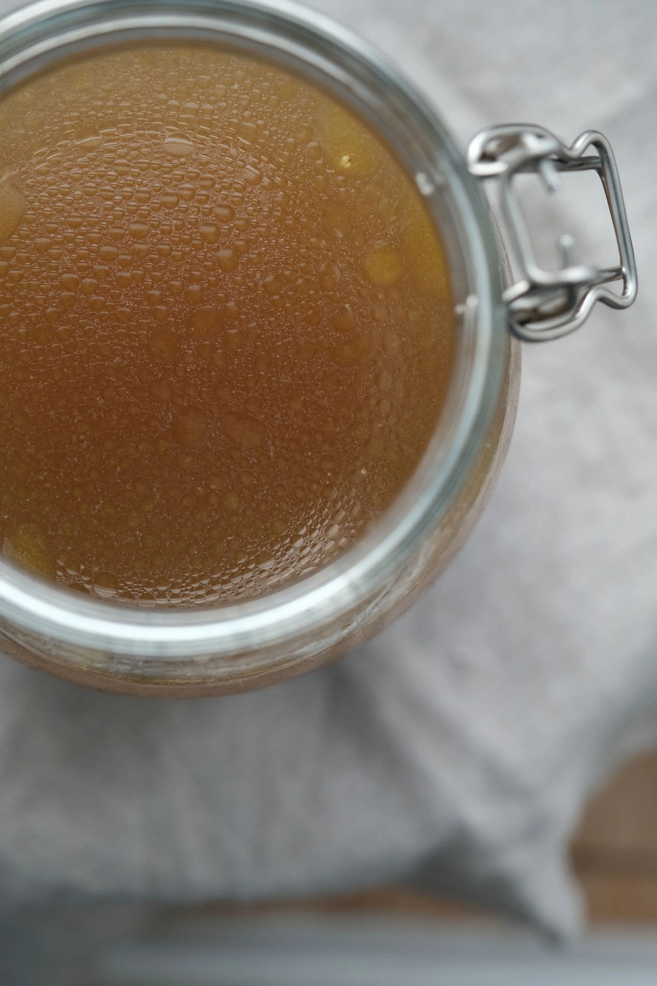 Bouillon de Poulet maison conditionné dans un bocal