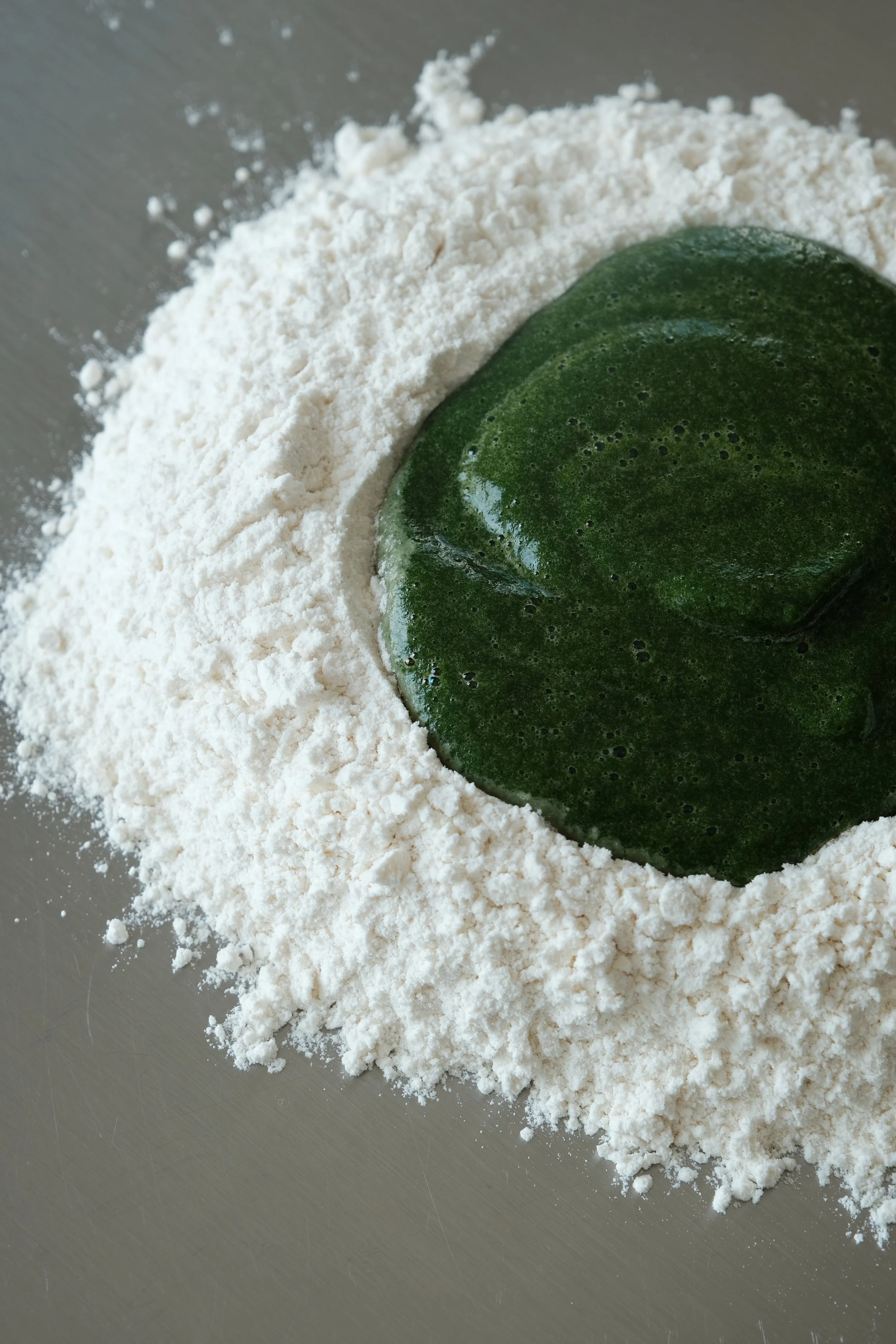 Farine et épinards.JPG