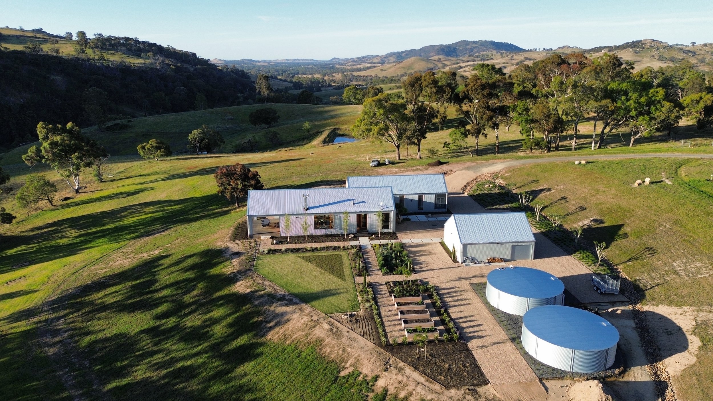 dji_fly_20251203_191042_28_1764750580768_photo_optimized.JPEG