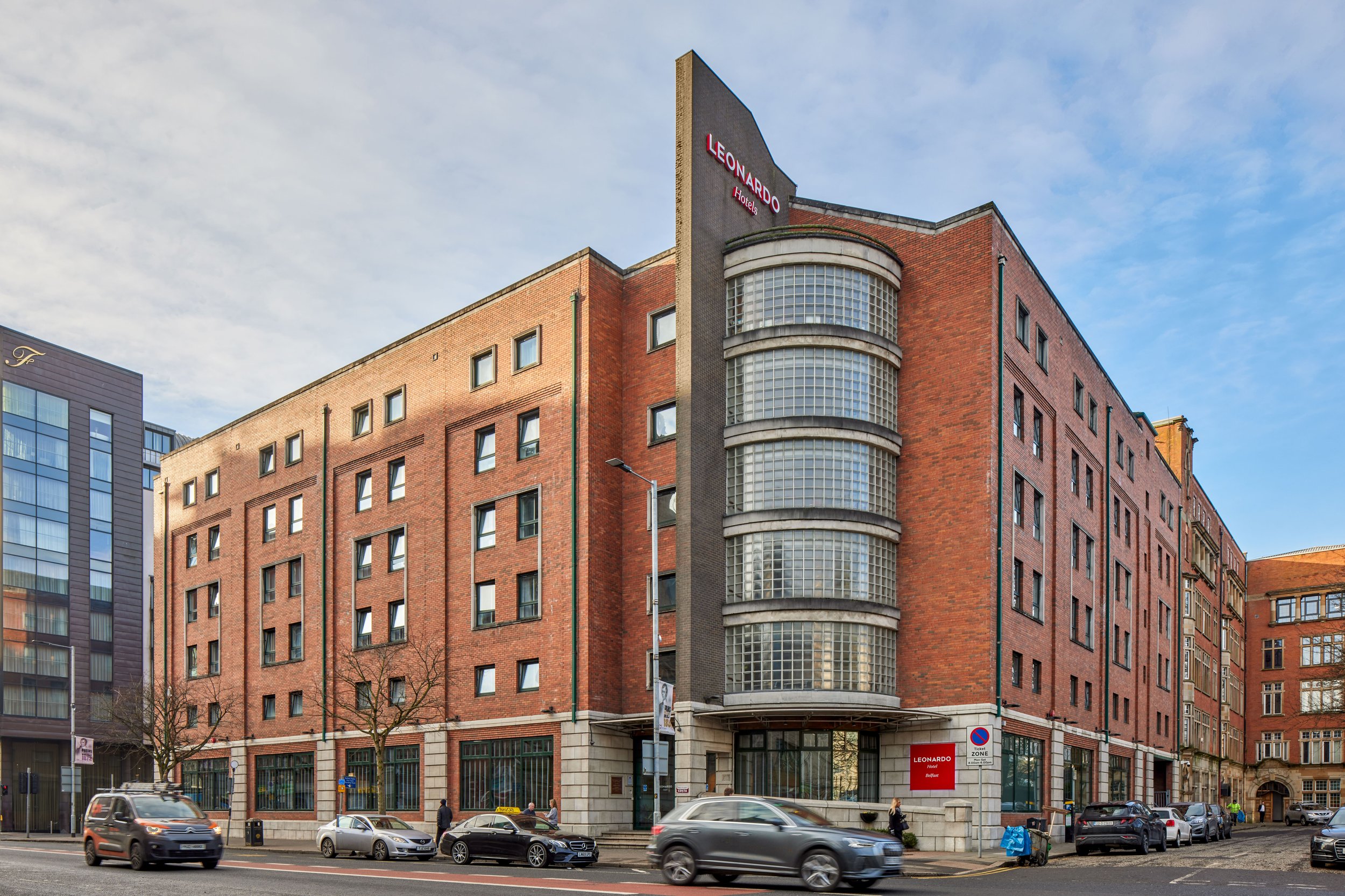 Leonardos(Belfast) 8541.jpg