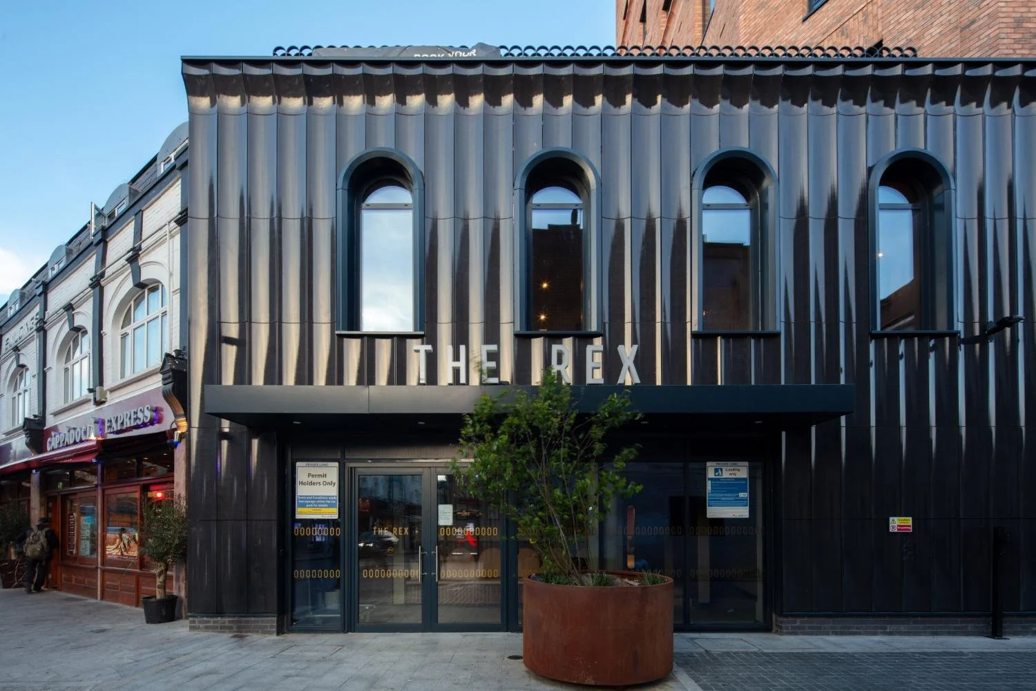 The Rex 0019.jpg