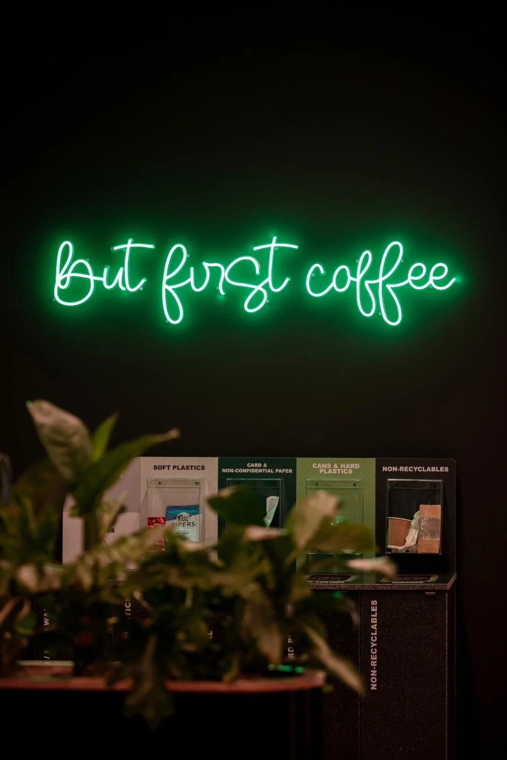 Lloyds, Halifax 7241.jpg